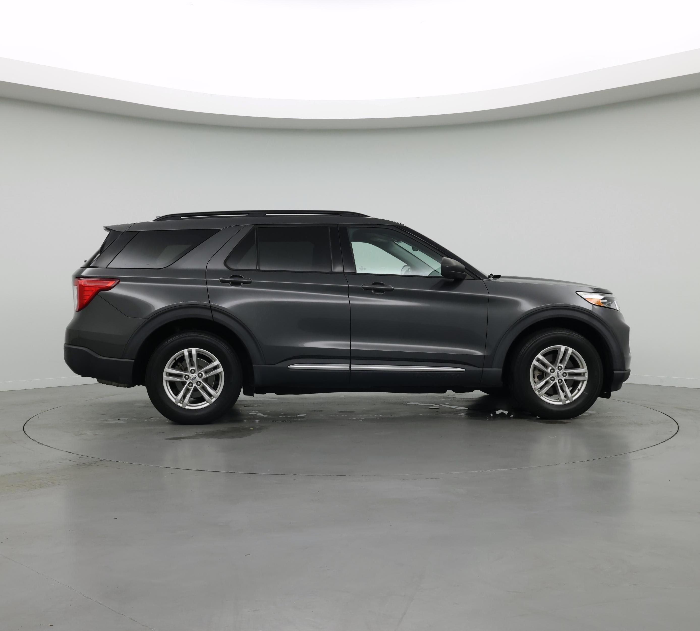Thumbnail: 2020 Ford Explorer - 7