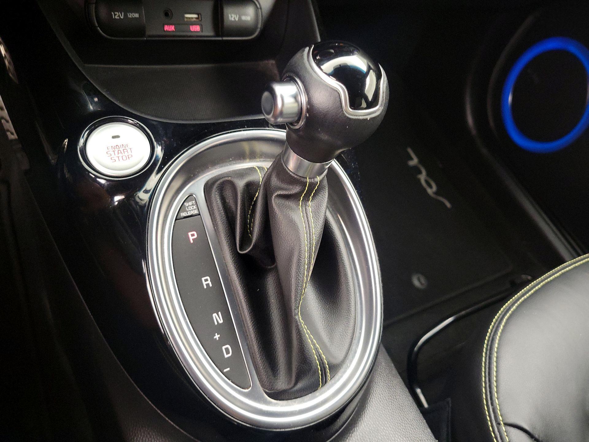 Thumbnail: 2015 Kia Soul - 18
