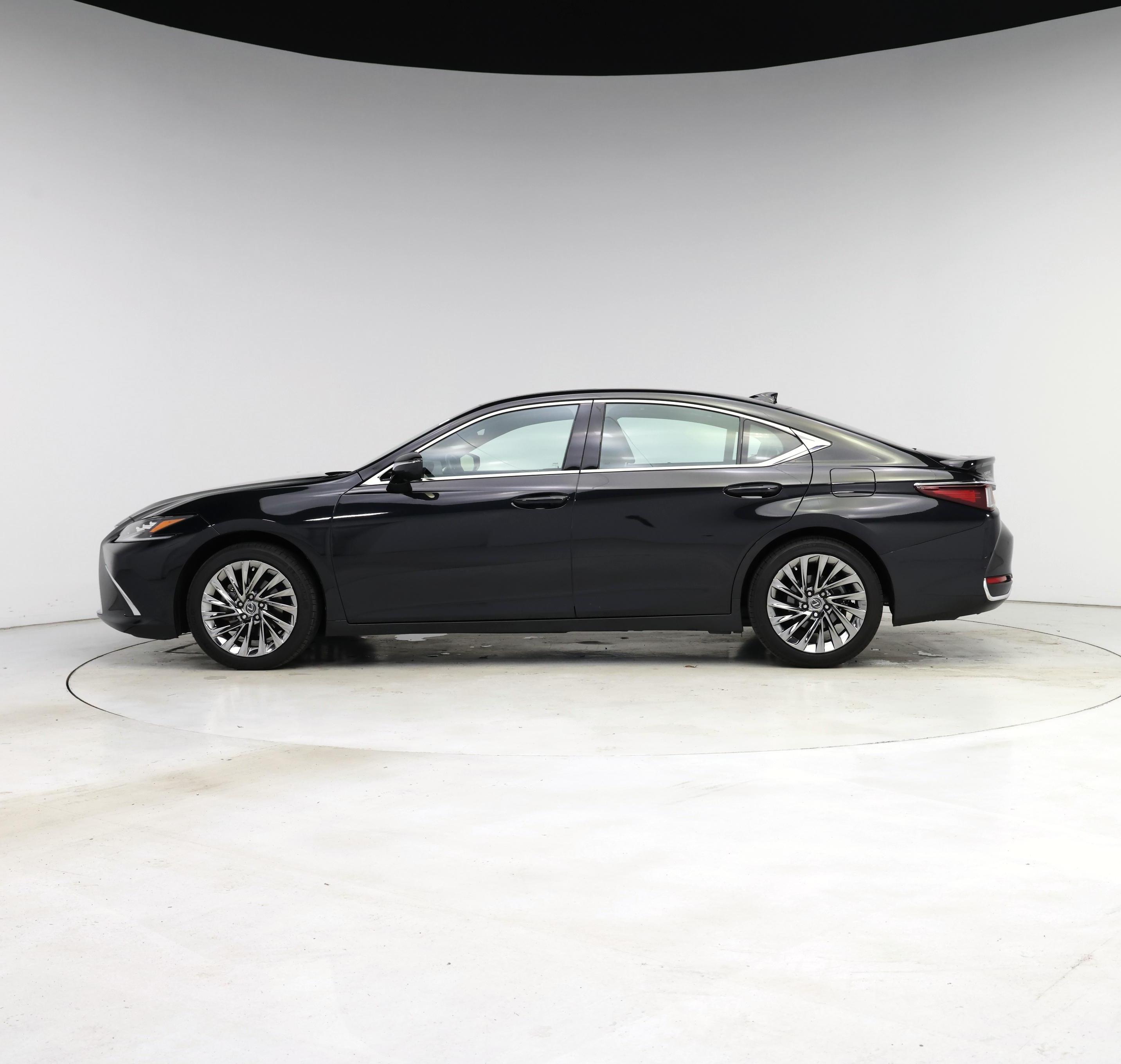 Thumbnail: 2024 Lexus ES - 3