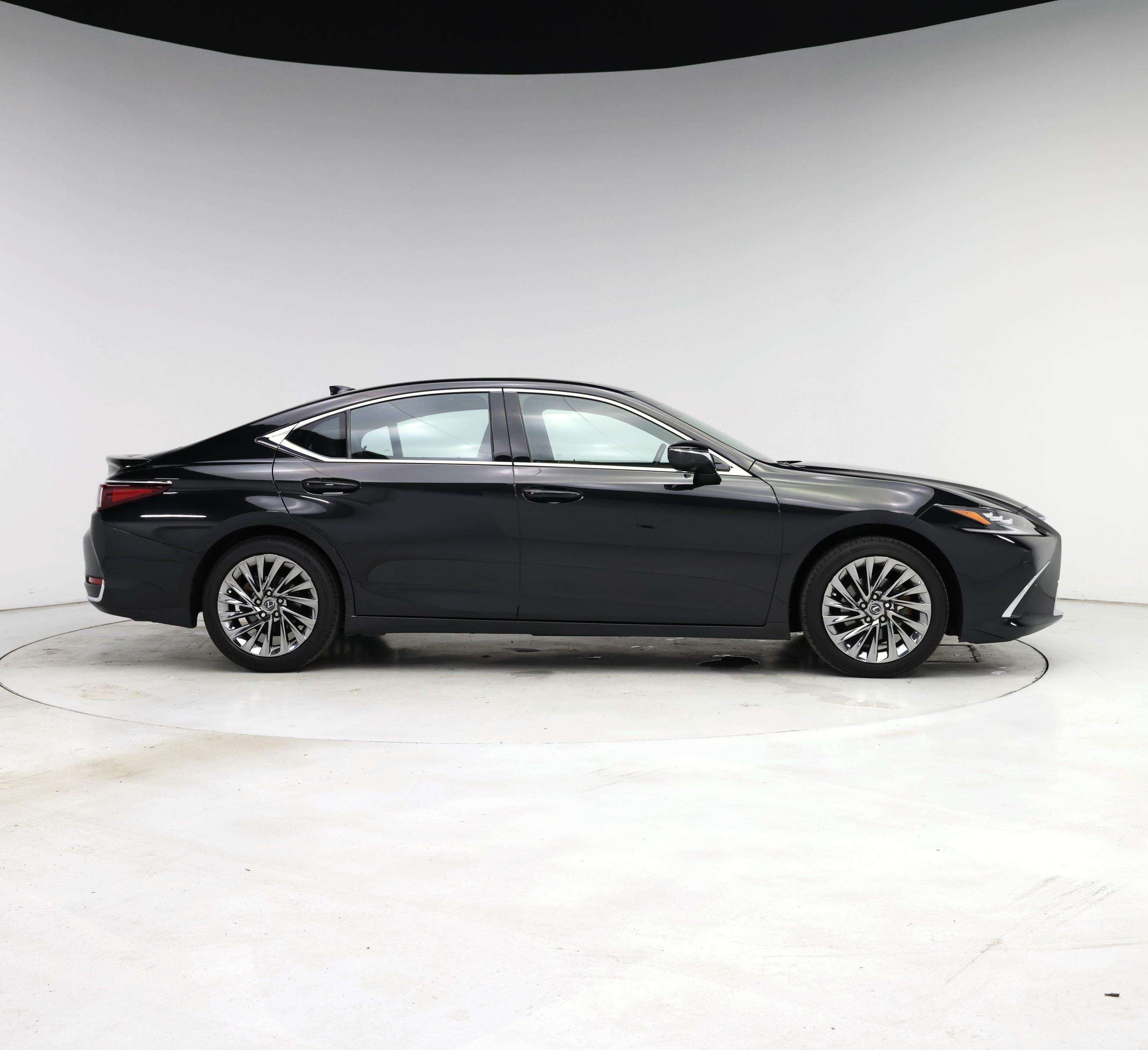Thumbnail: 2024 Lexus ES - 7