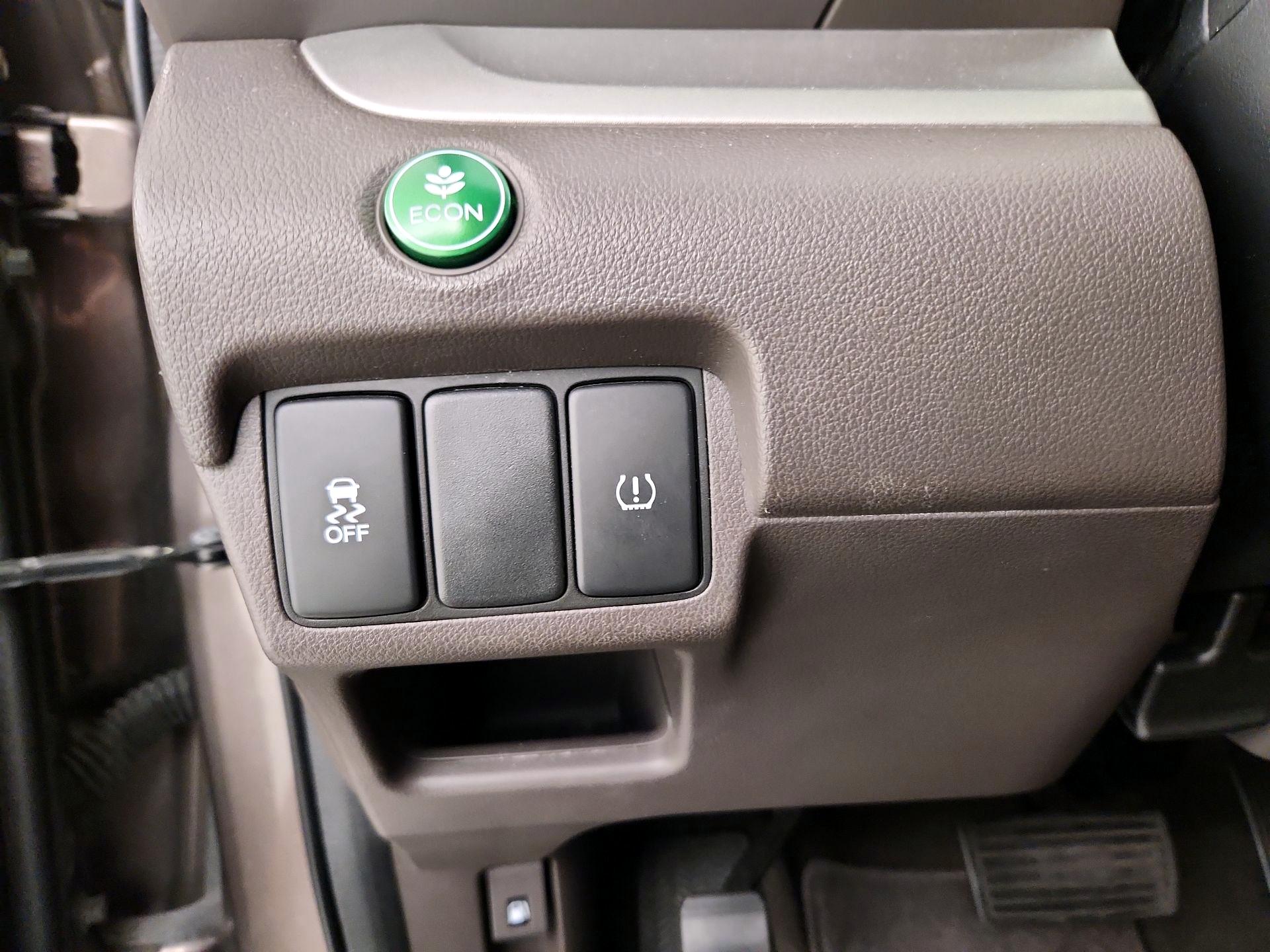 Thumbnail: 2014 Honda CR-V - 13
