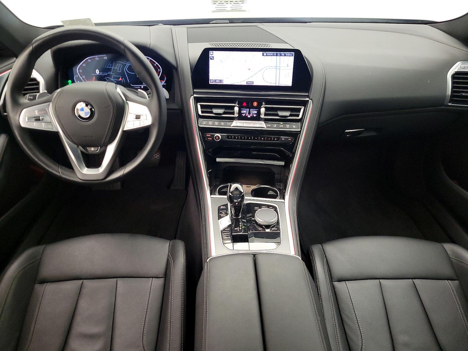 2021 BMW 8 Series 840i - Photo 10