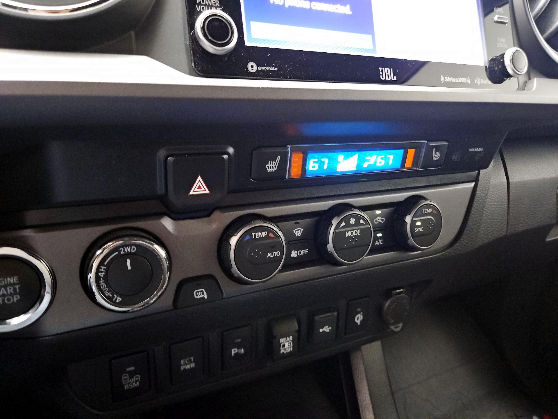 Thumbnail: 2021 Toyota Tacoma - 17