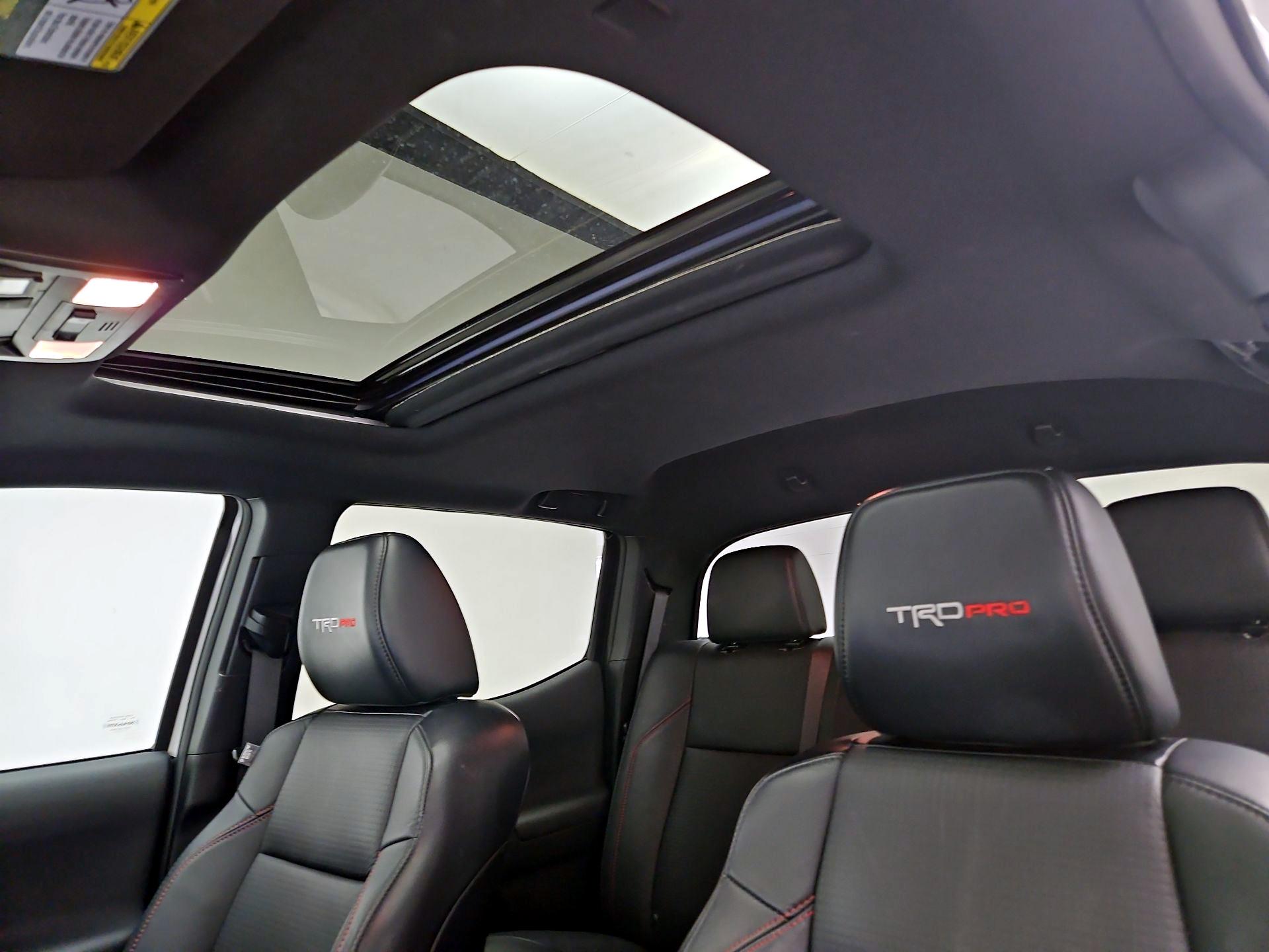 Thumbnail: 2021 Toyota Tacoma - 20
