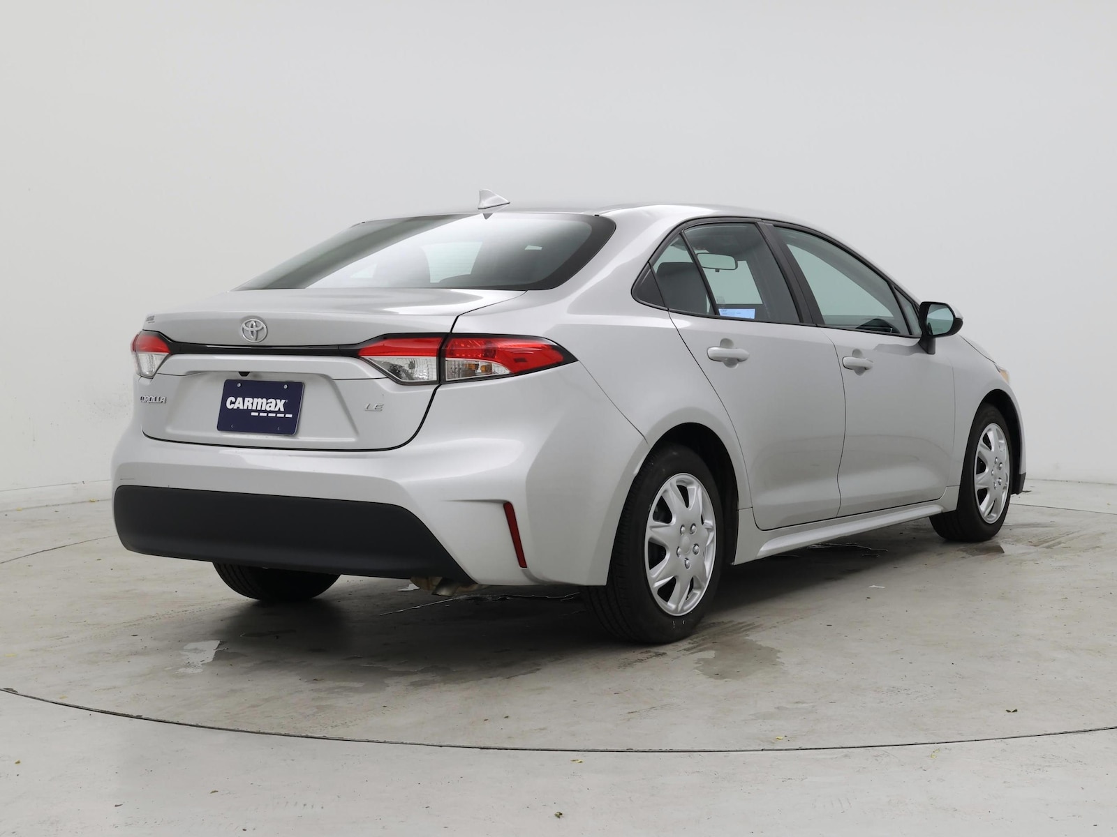 2024 Toyota Corolla LE - Photo 9