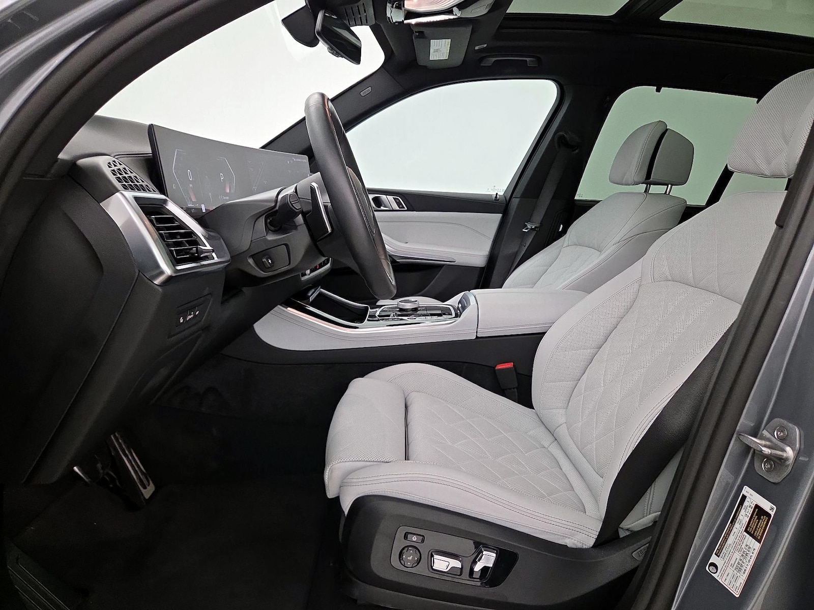 2025 BMW X5 40i - Photo 12