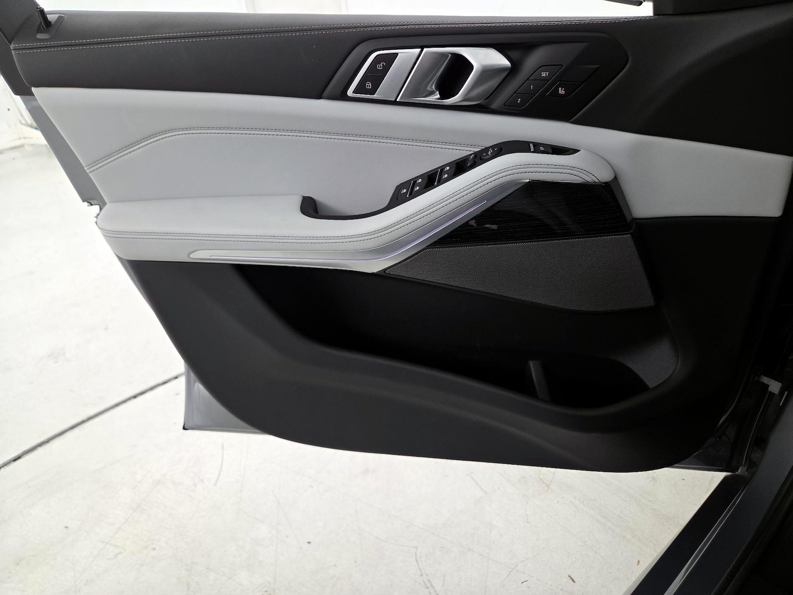 2025 BMW X5 40i - Photo 13