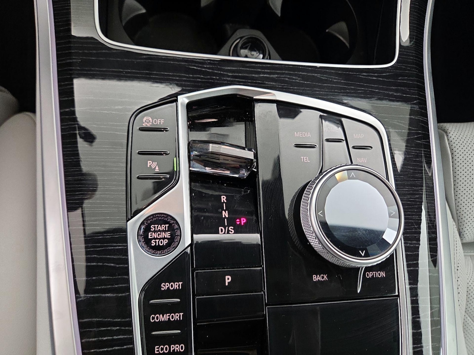 2025 BMW X5 40i - Photo 19