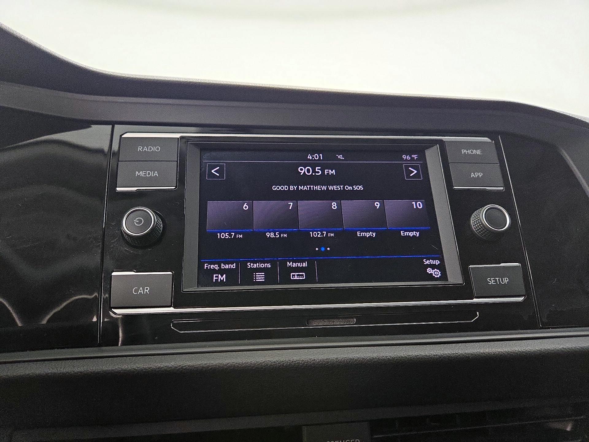 Thumbnail: 2019 Volkswagen Jetta - 15