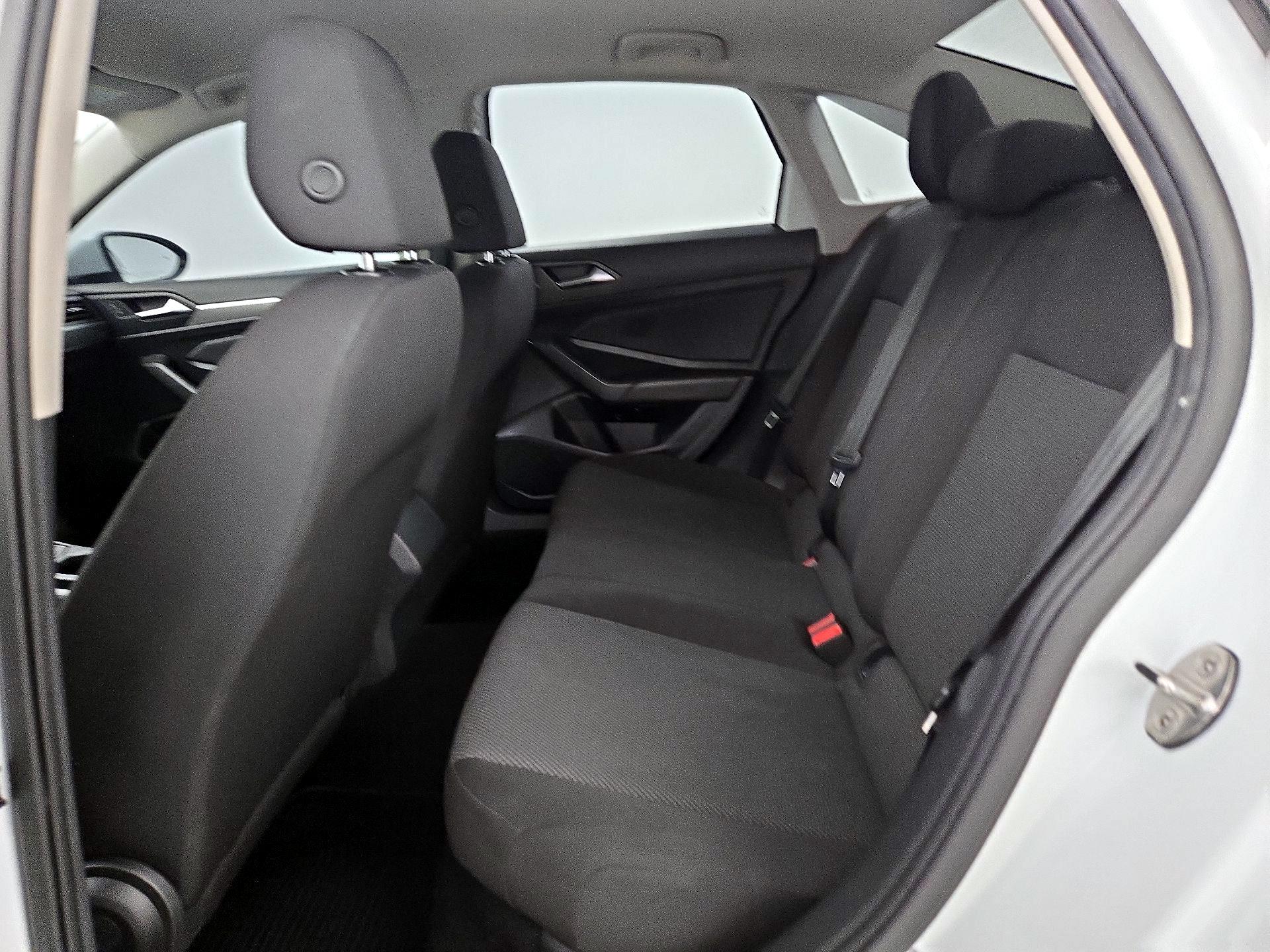 Thumbnail: 2019 Volkswagen Jetta - 19