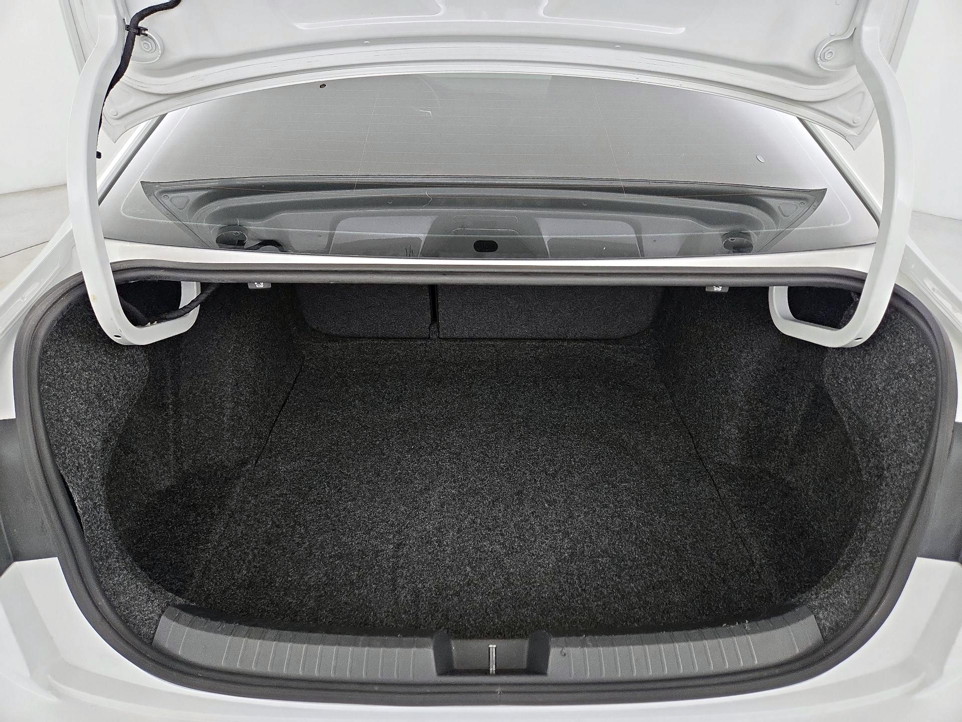 Thumbnail: 2019 Volkswagen Jetta - 20