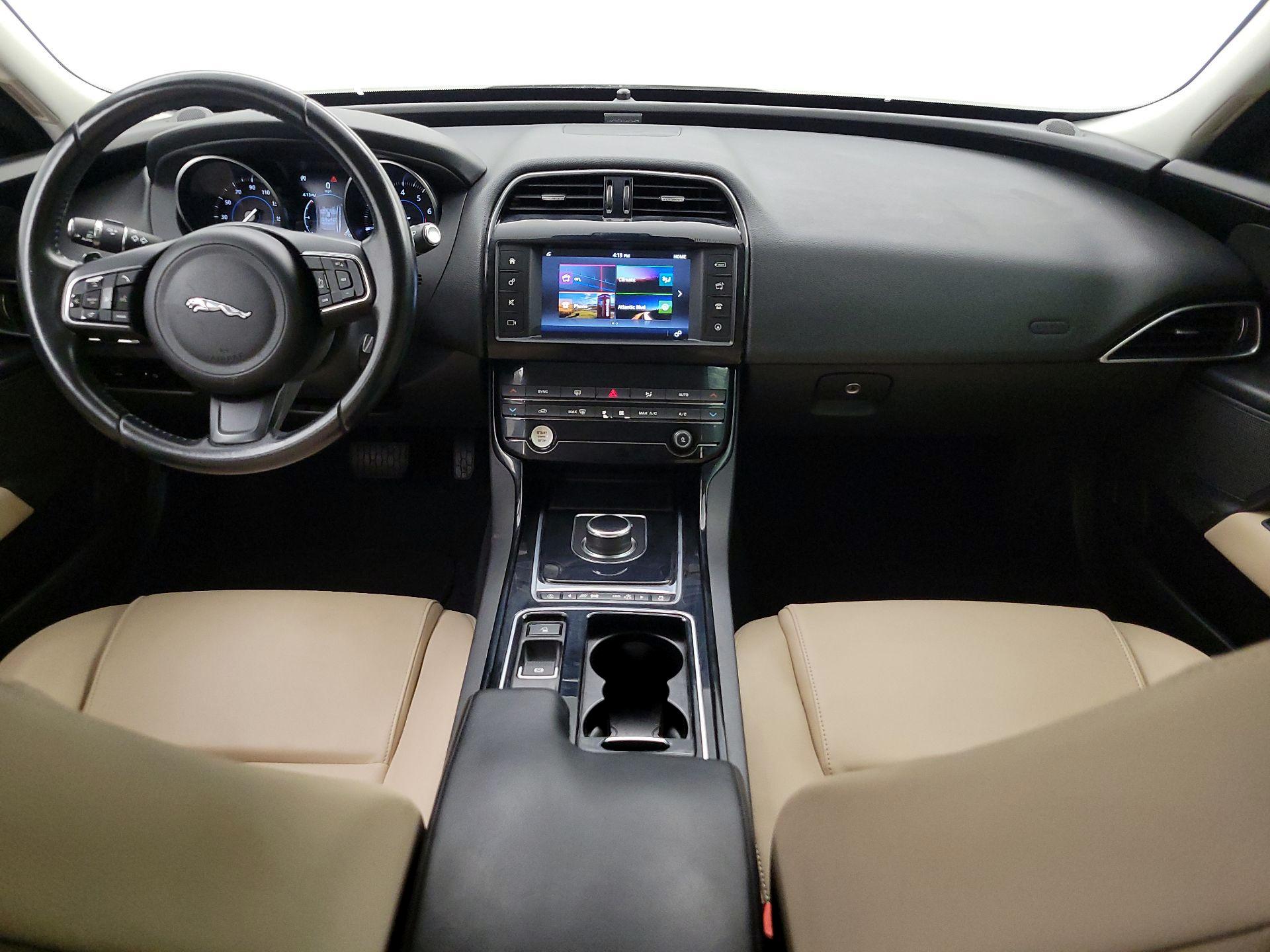 Thumbnail: 2018 Jaguar XE - 9