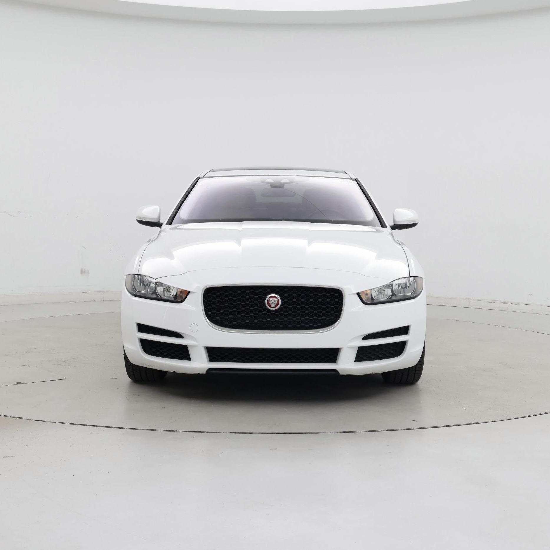 Thumbnail: 2018 Jaguar XE - 5