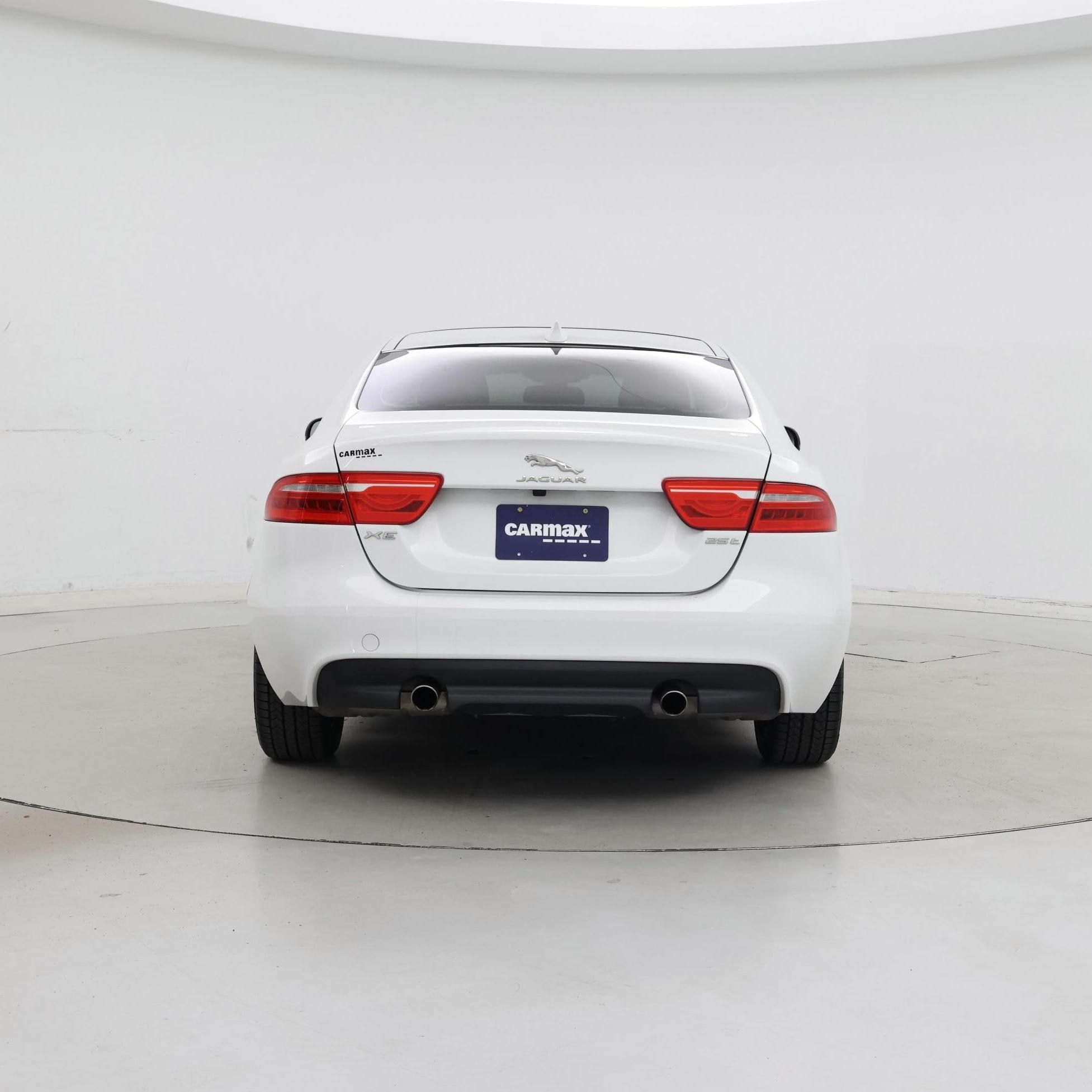 Thumbnail: 2018 Jaguar XE - 6
