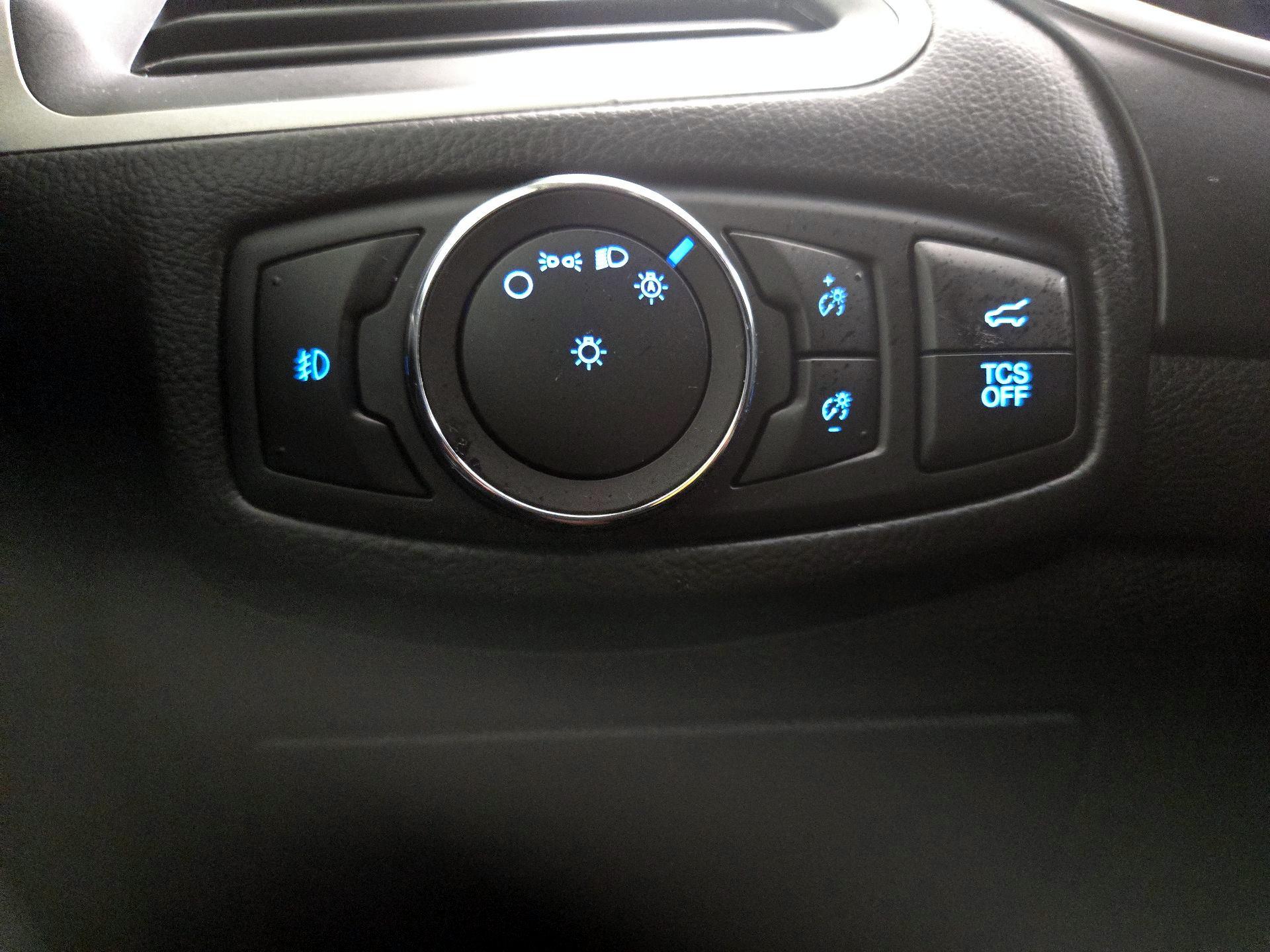 Thumbnail: 2019 Ford Edge - 13