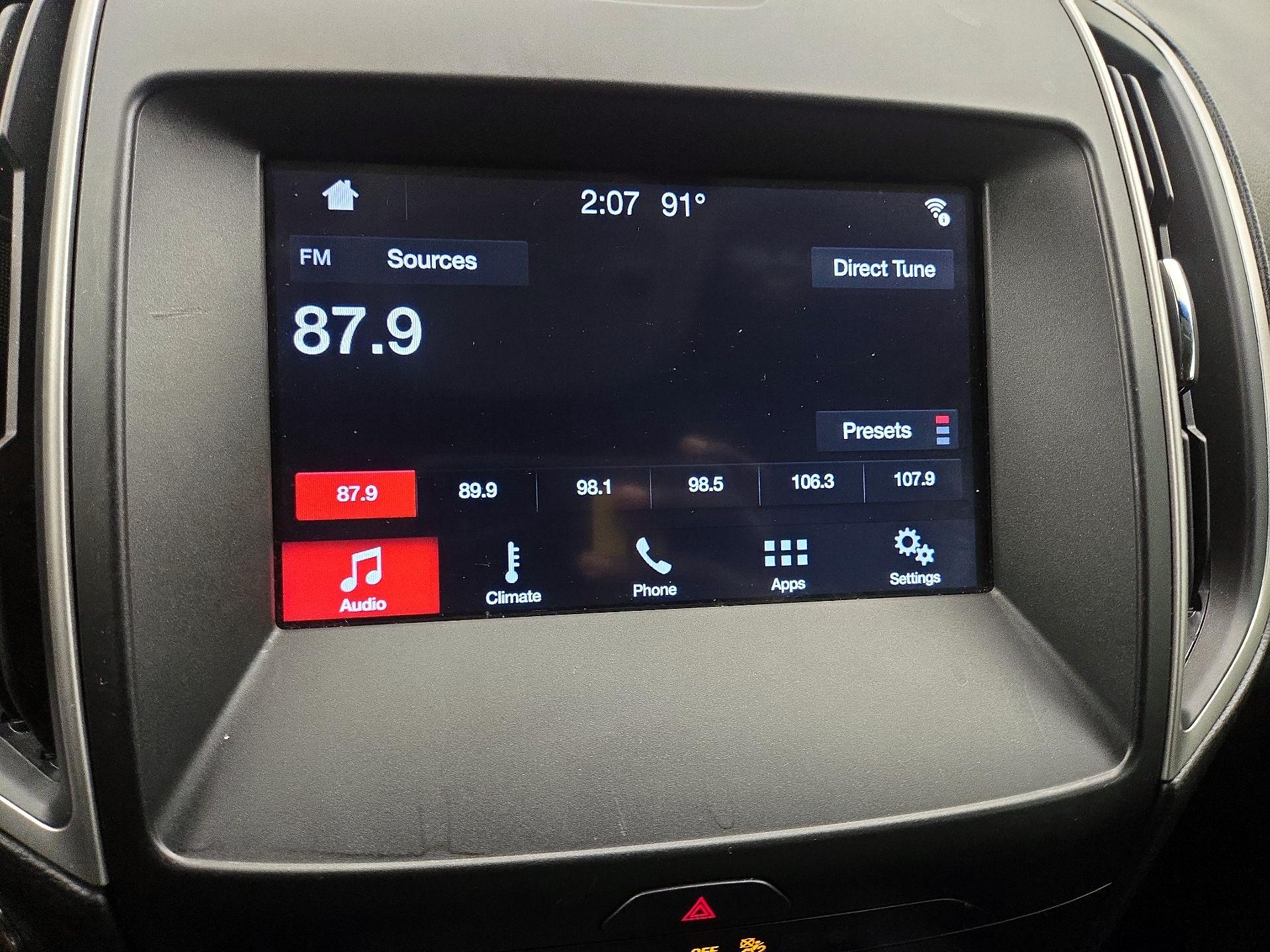 Thumbnail: 2019 Ford Edge - 15