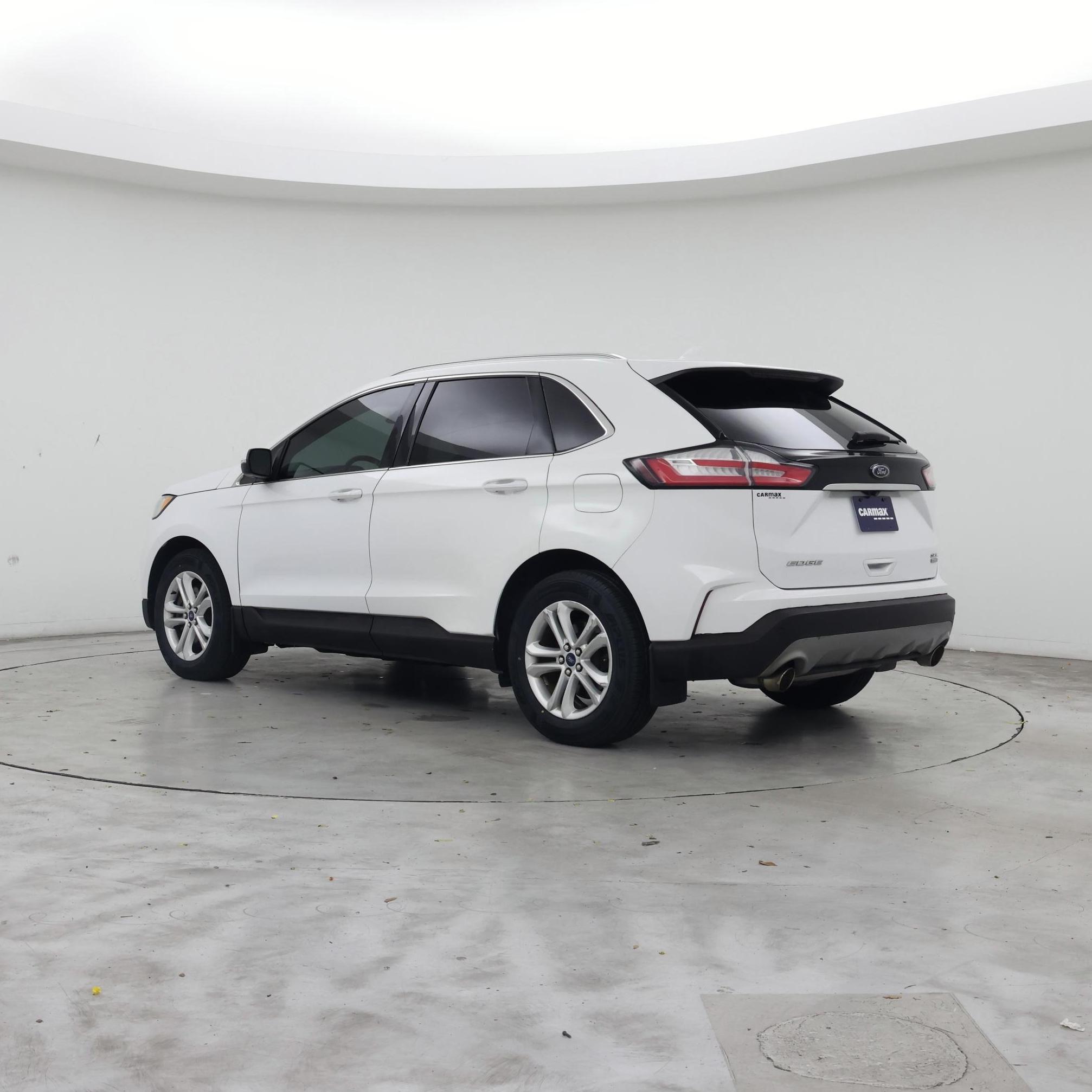 Thumbnail: 2019 Ford Edge - 2