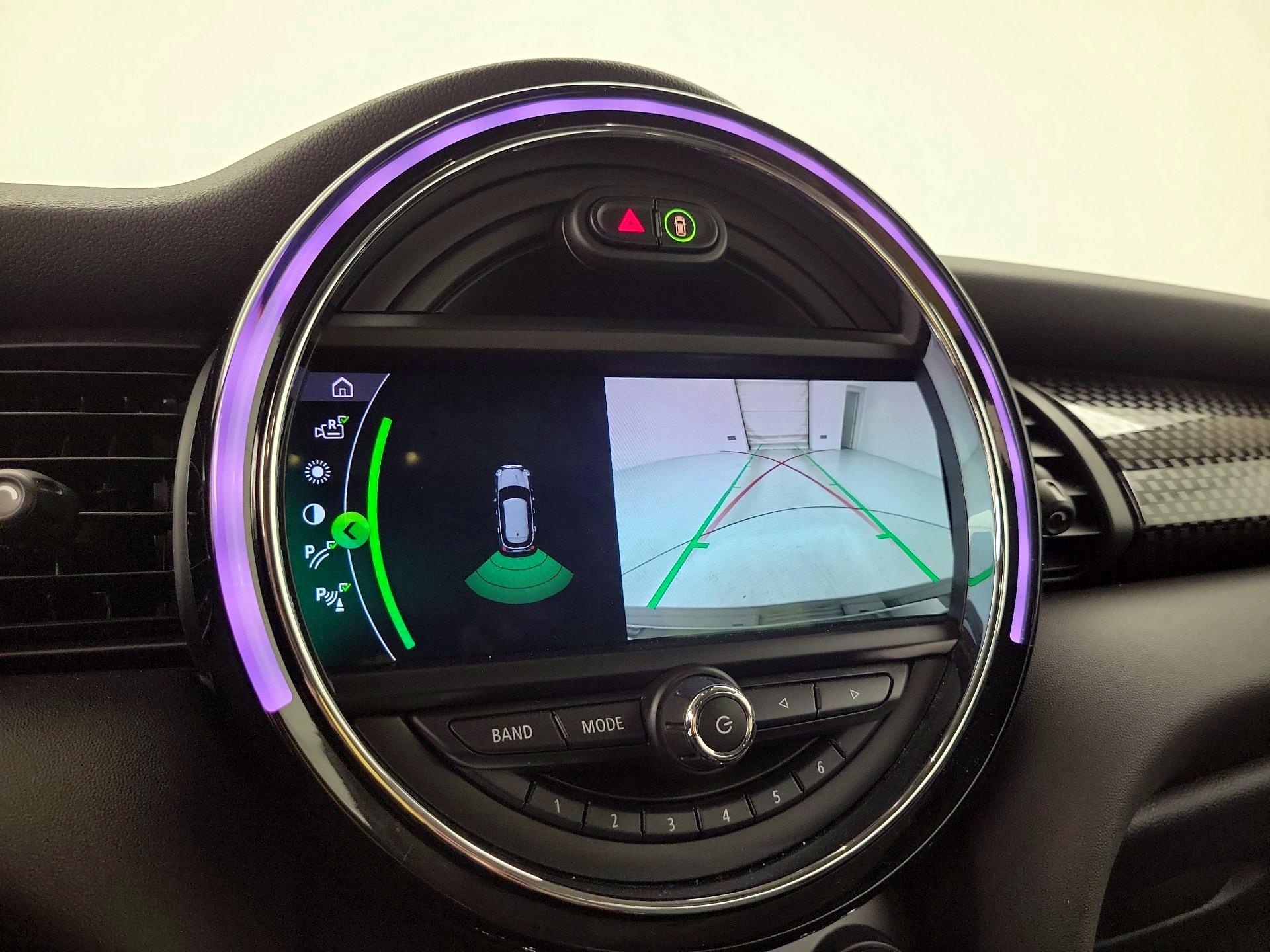 Thumbnail: 2019 MINI Cooper Hardtop - 15