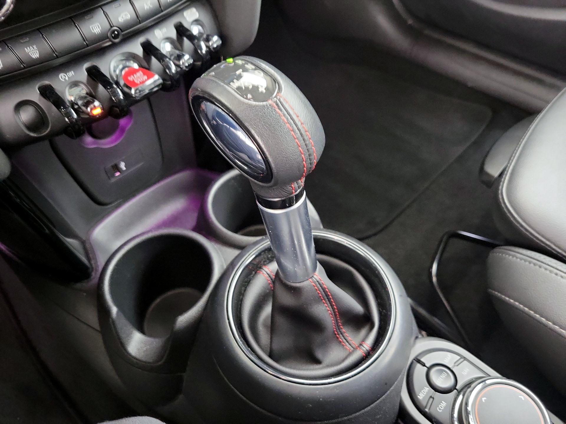 Thumbnail: 2019 MINI Cooper Hardtop - 18