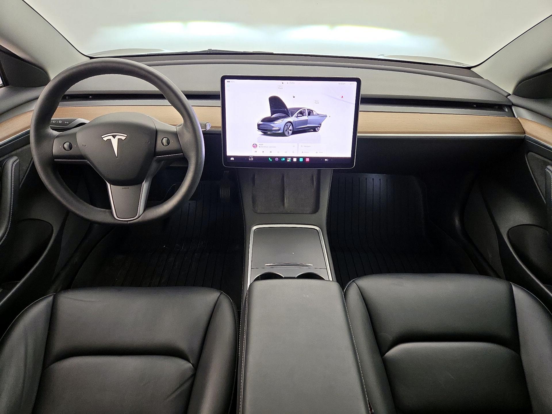 Thumbnail: 2022 Tesla Model 3 - 9