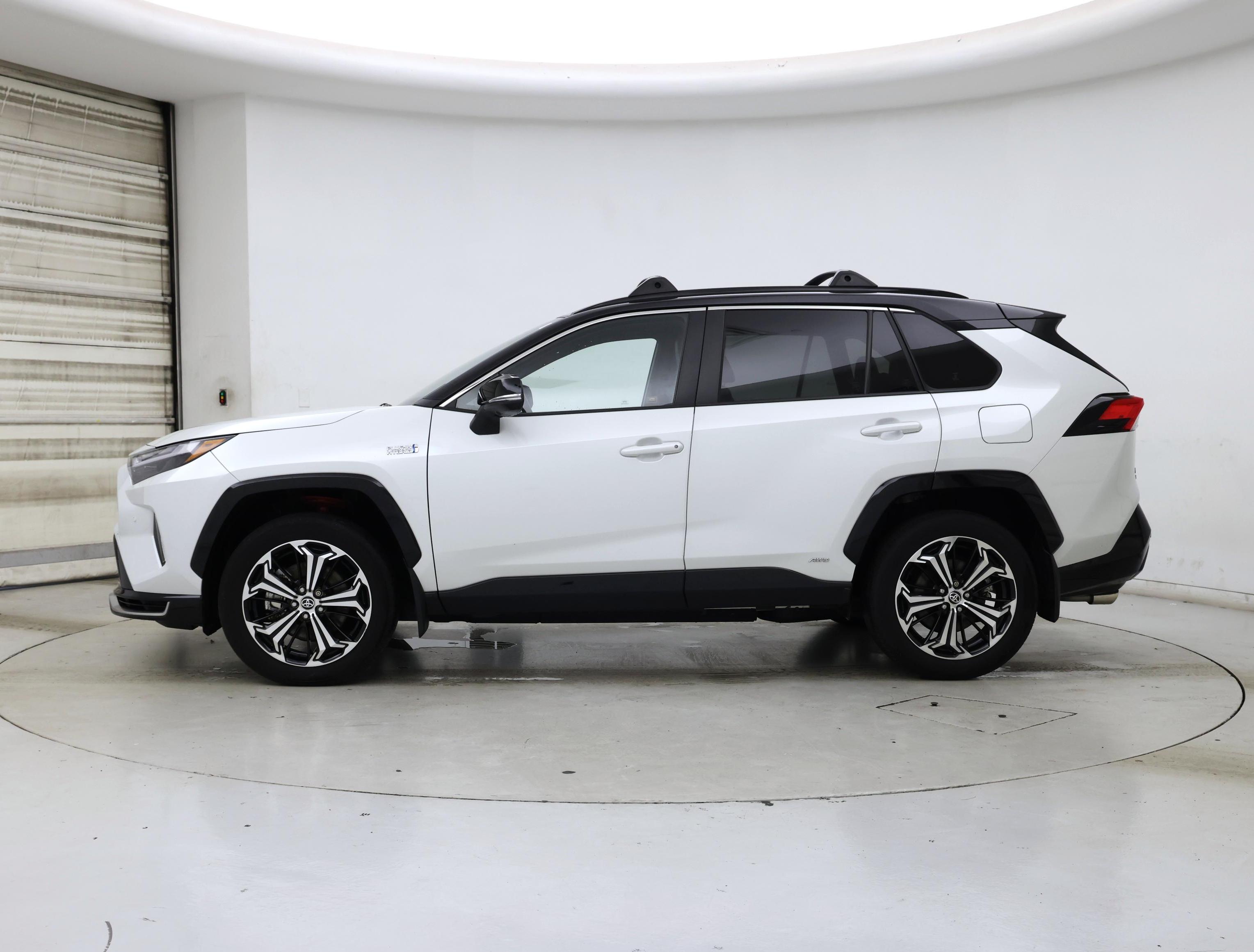 Thumbnail: 2024 Toyota RAV4 - 3