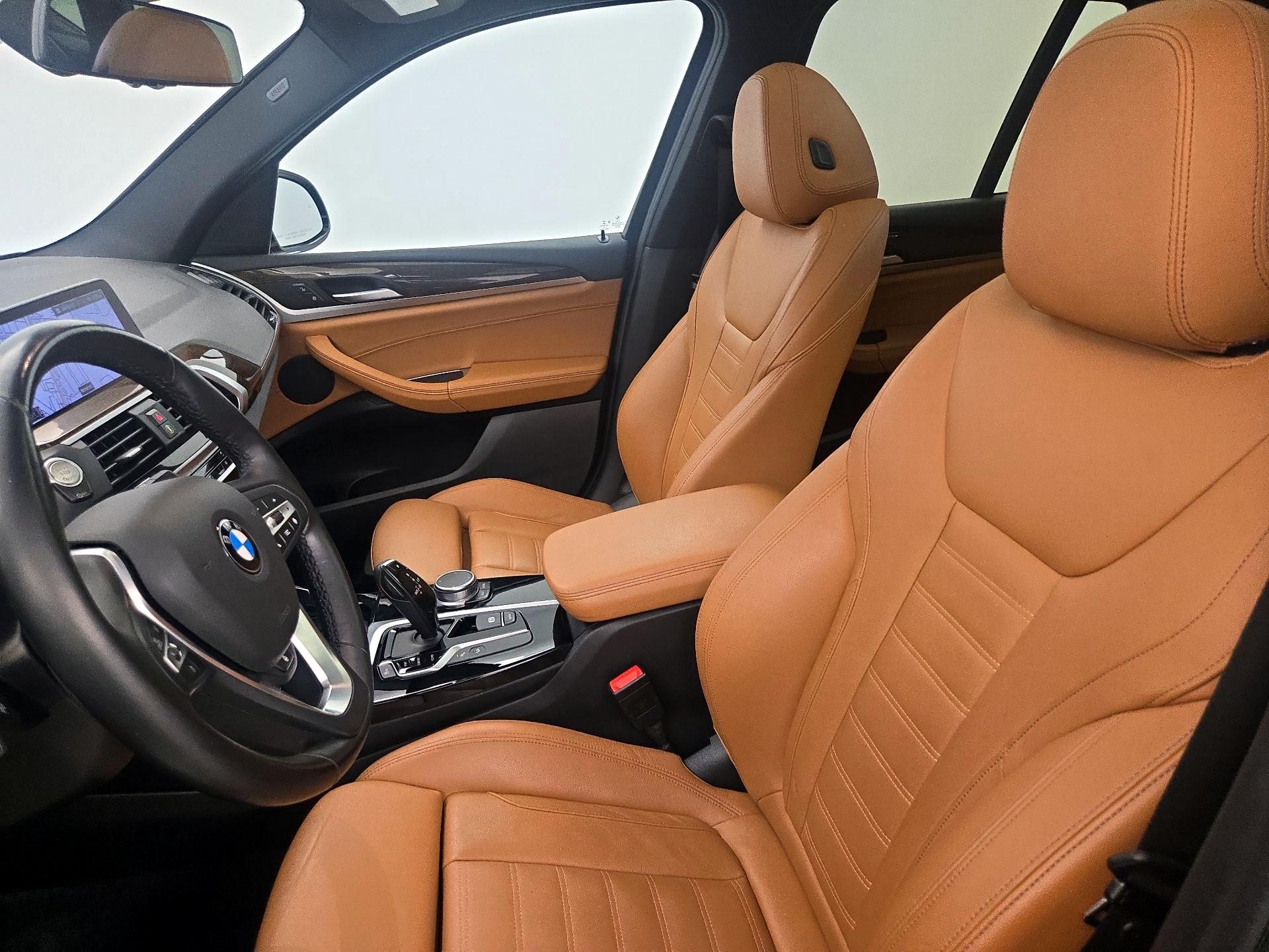 Thumbnail: 2021 BMW X3 - 11