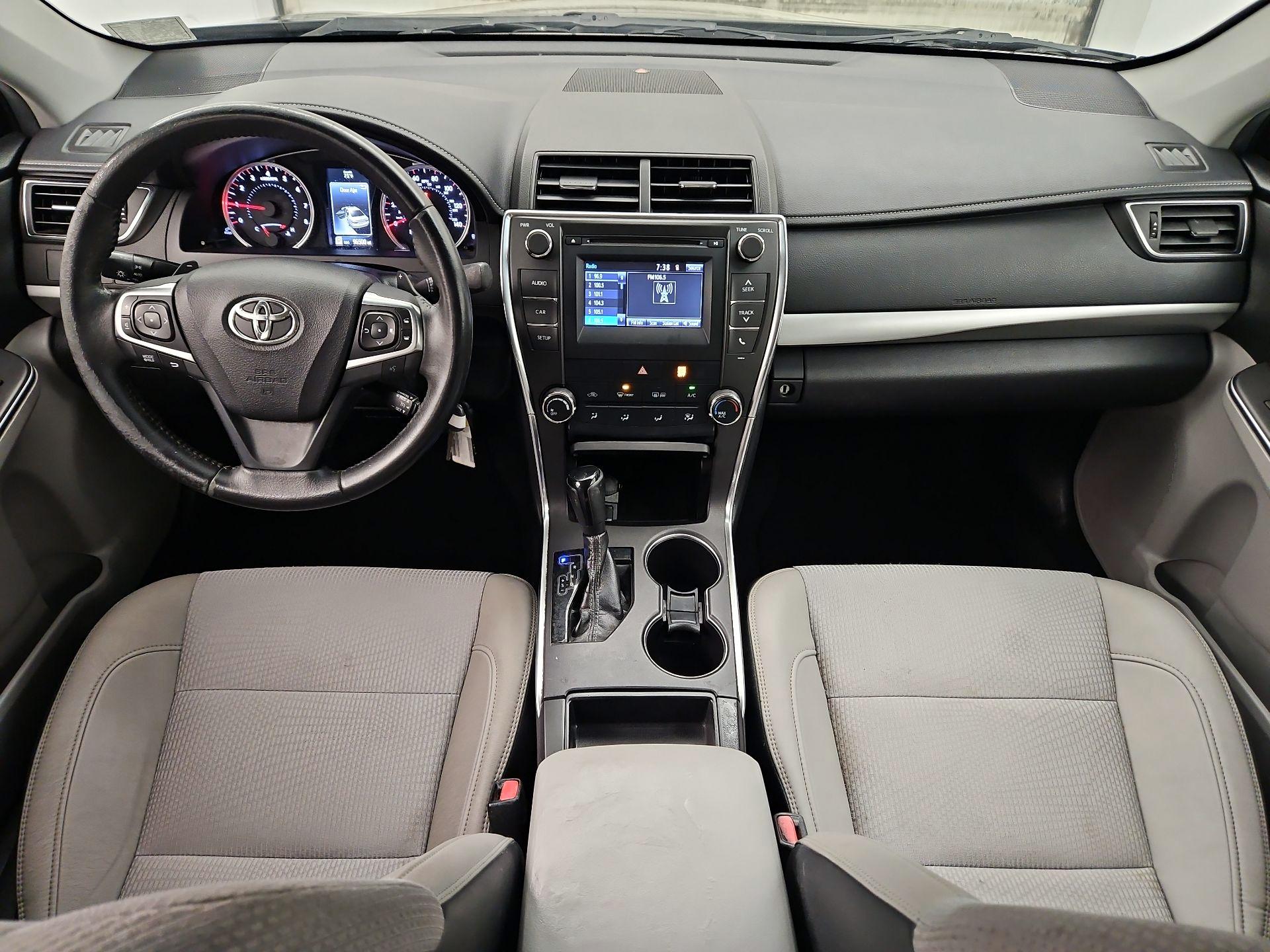 Thumbnail: 2017 Toyota Camry - 9