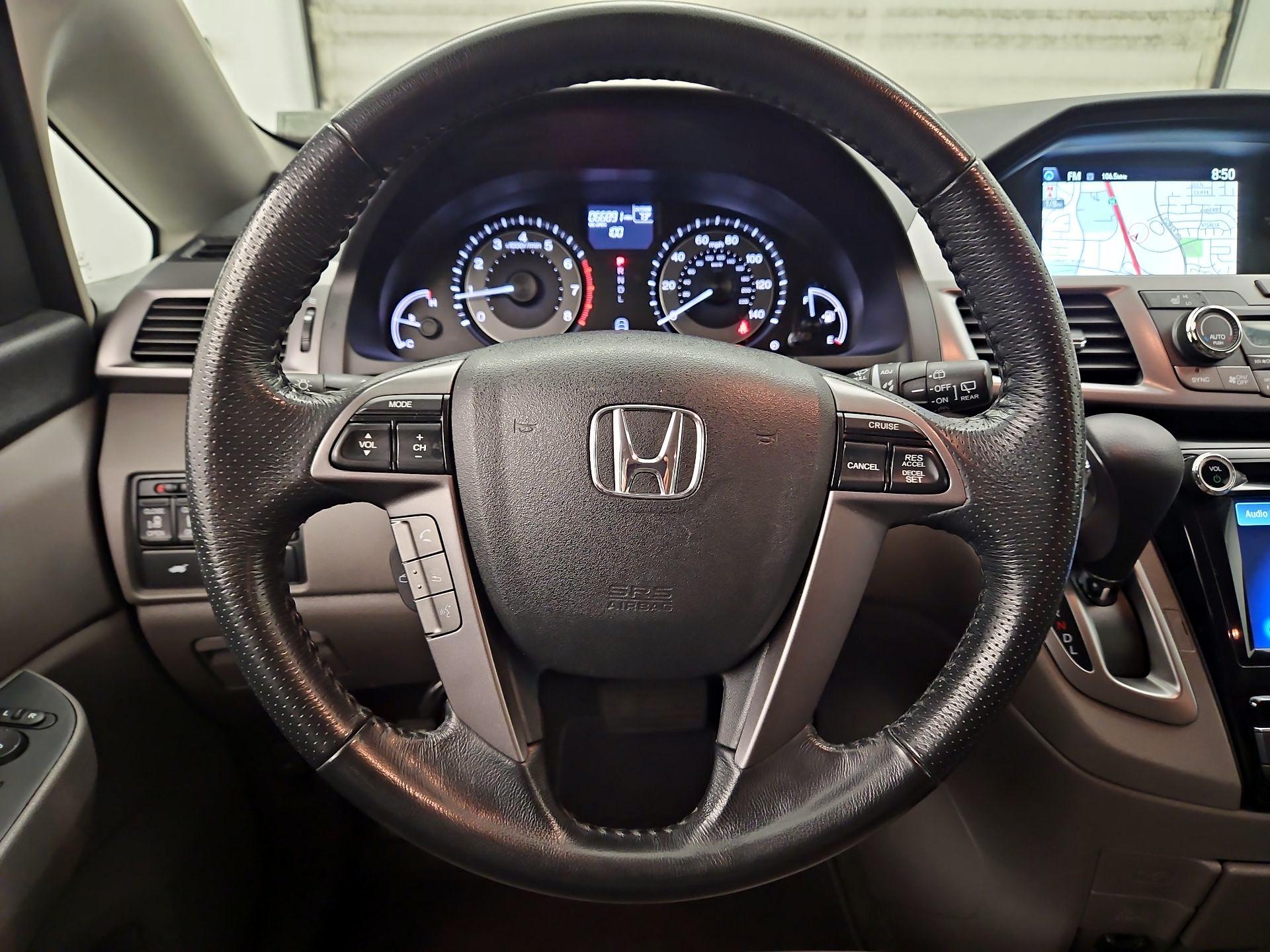 Thumbnail: 2014 Honda Odyssey - 10