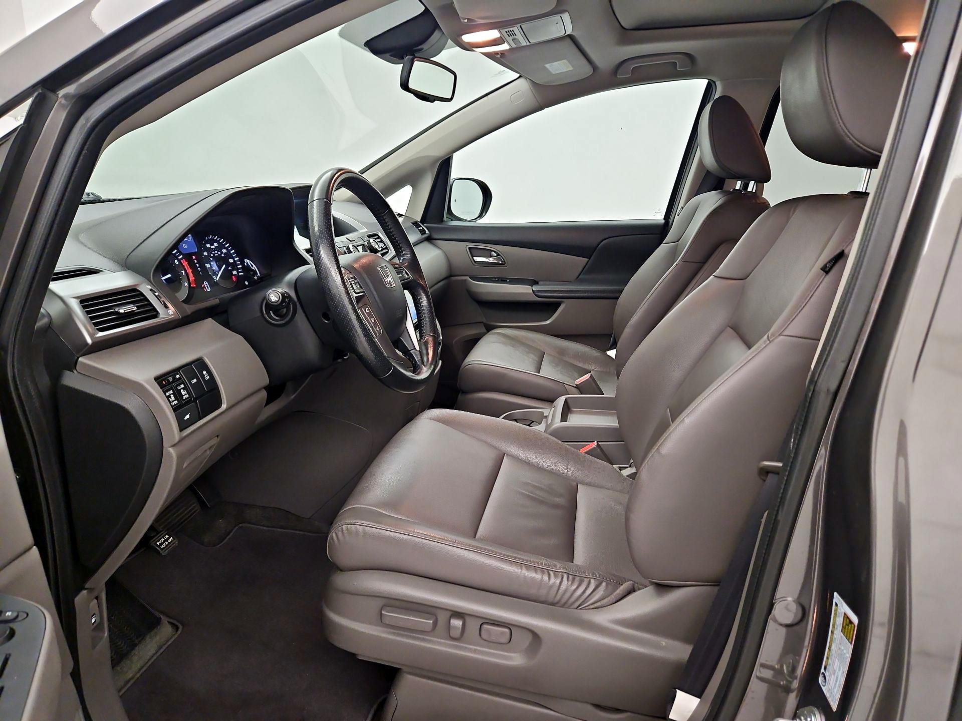 Thumbnail: 2014 Honda Odyssey - 11