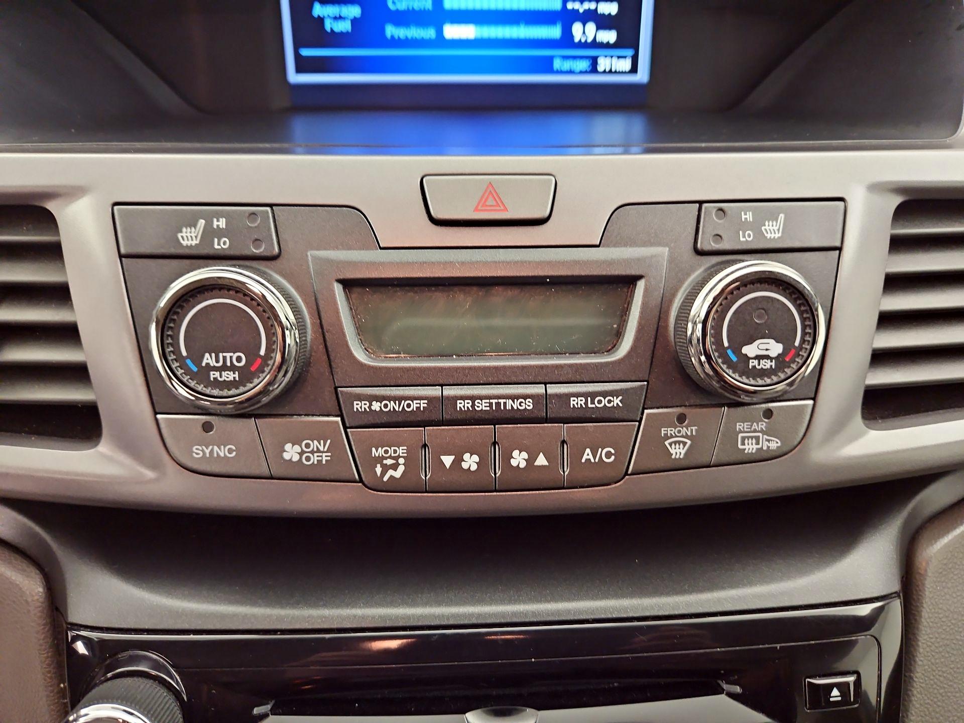 Thumbnail: 2014 Honda Odyssey - 17