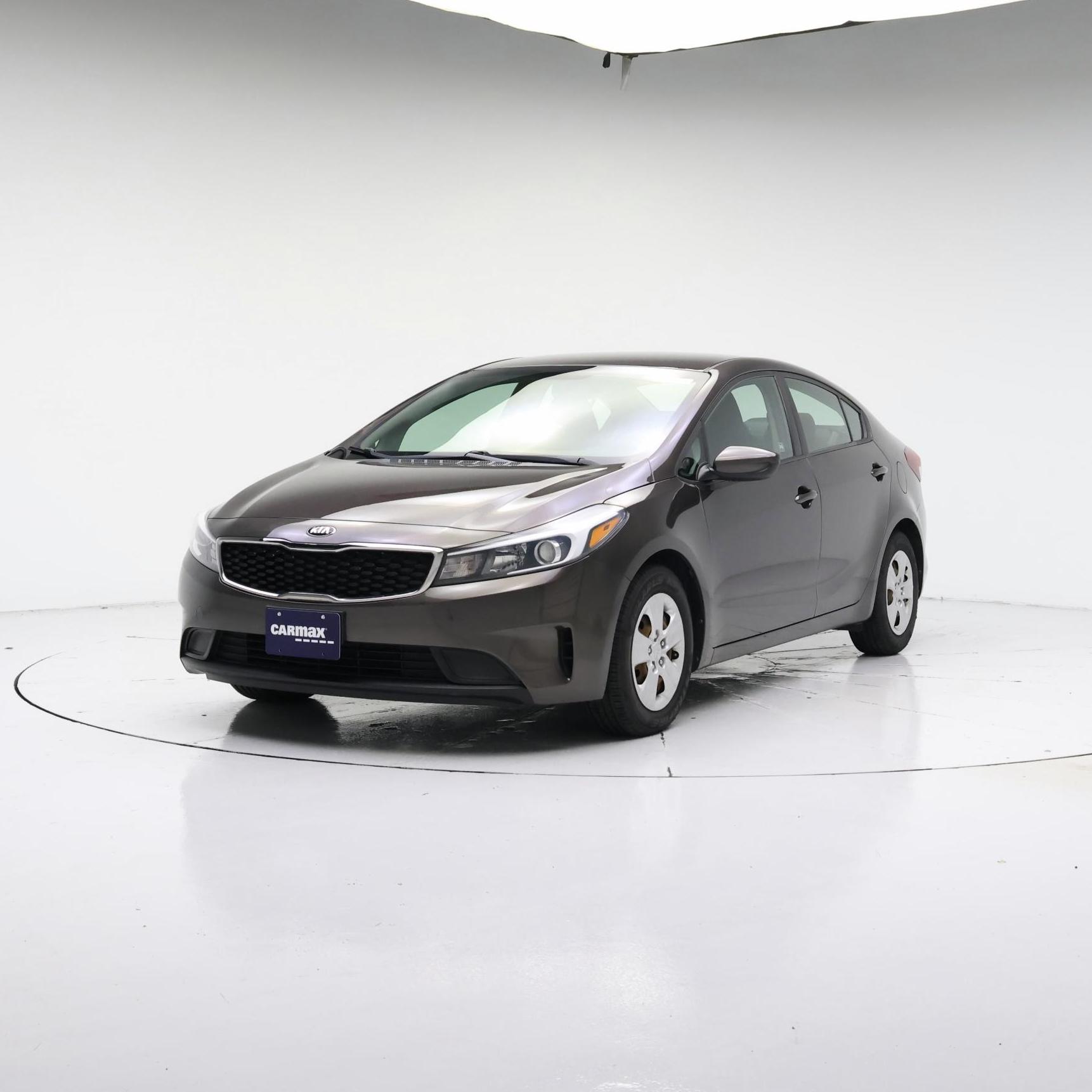 Thumbnail: 2018 Kia Forte - 4