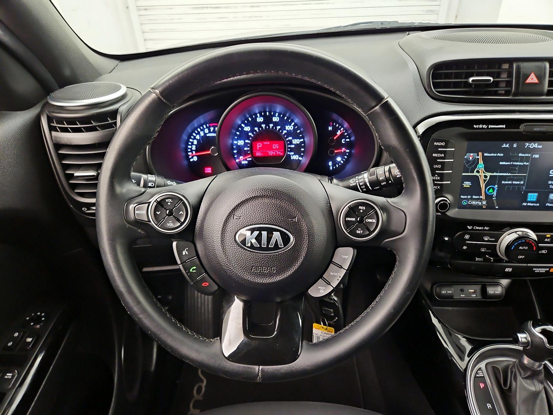 Thumbnail: 2015 Kia Soul - 10