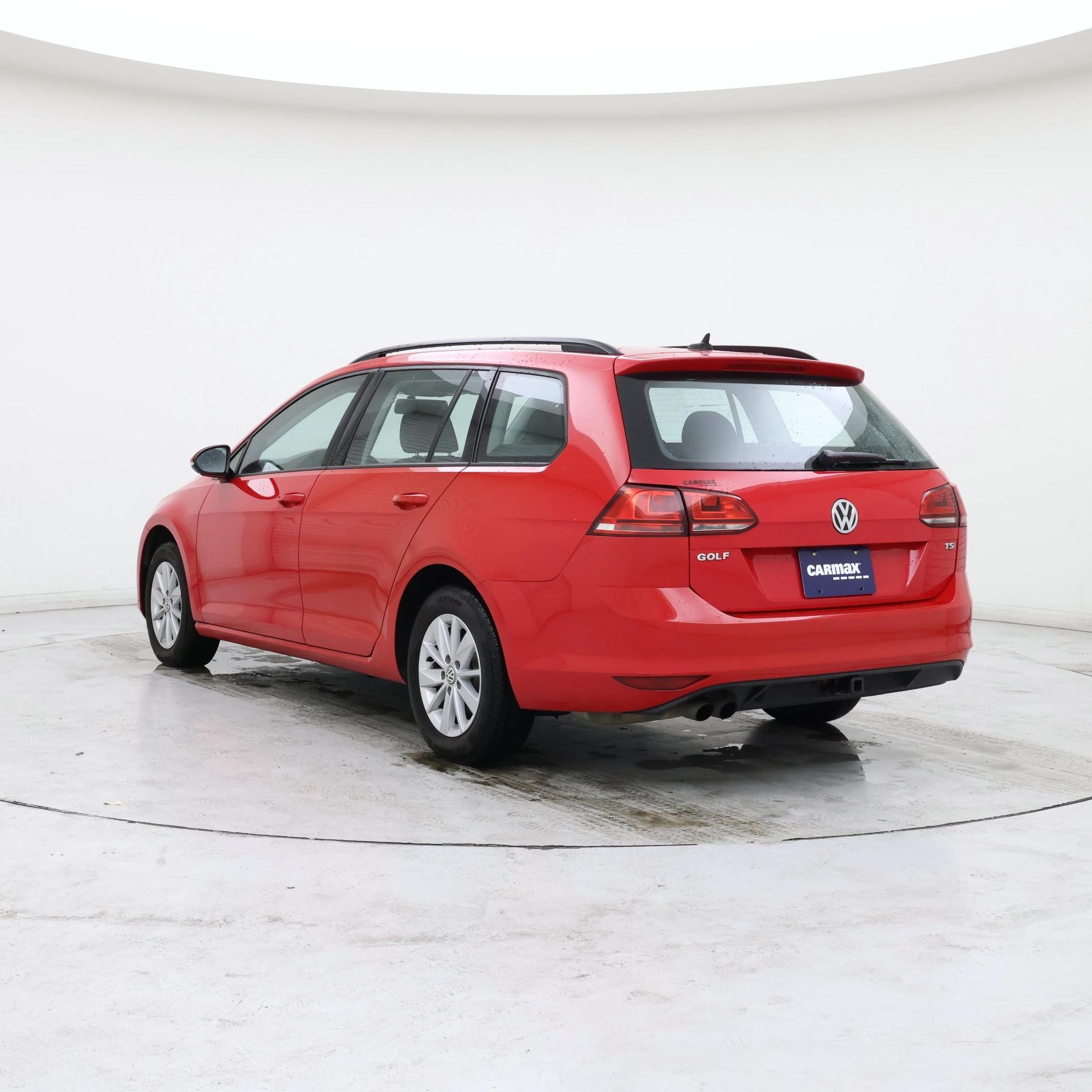 Thumbnail: 2016 Volkswagen Golf - 2