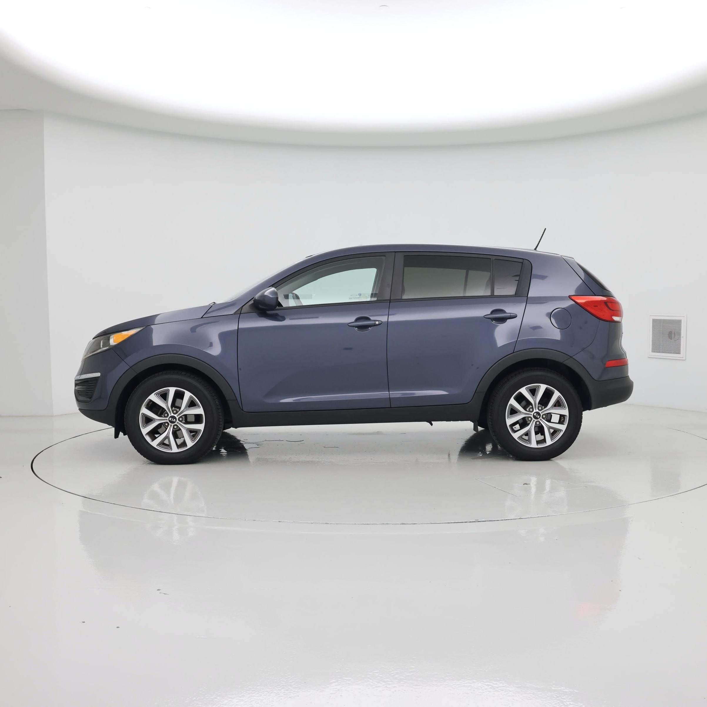 Thumbnail: 2016 Kia Sportage - 3
