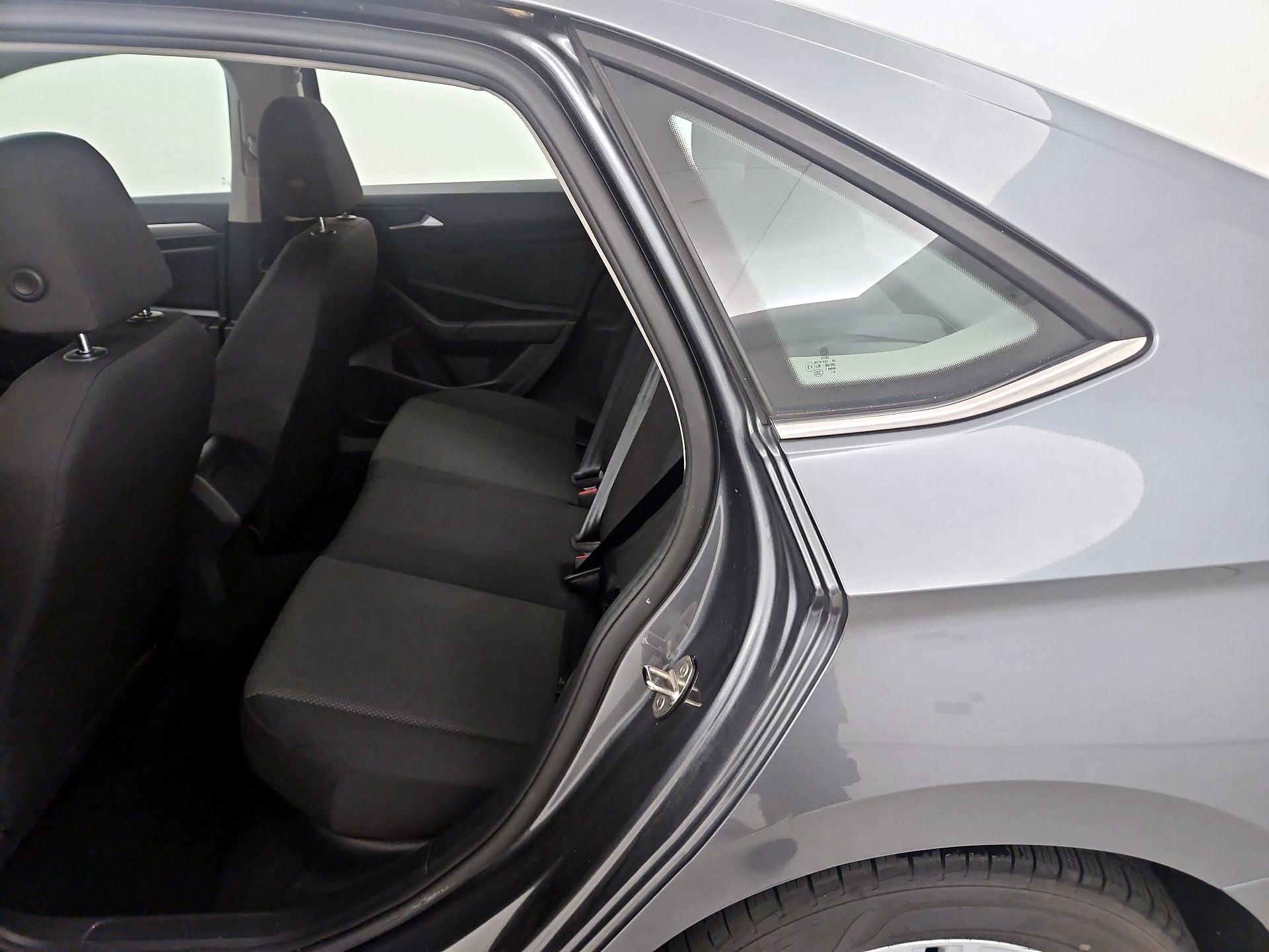 Thumbnail: 2019 Volkswagen Jetta - 19