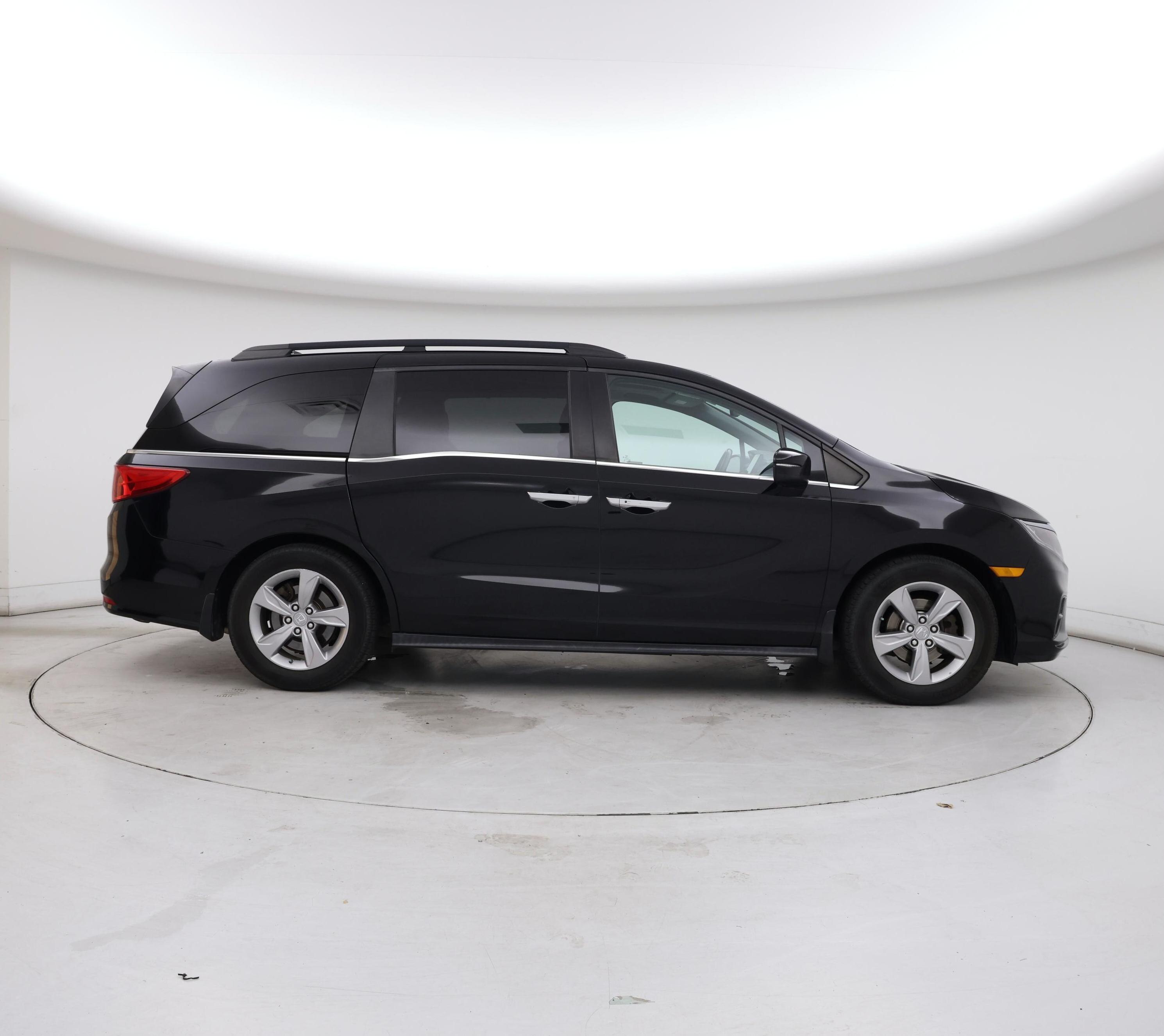 Thumbnail: 2018 Honda Odyssey - 7