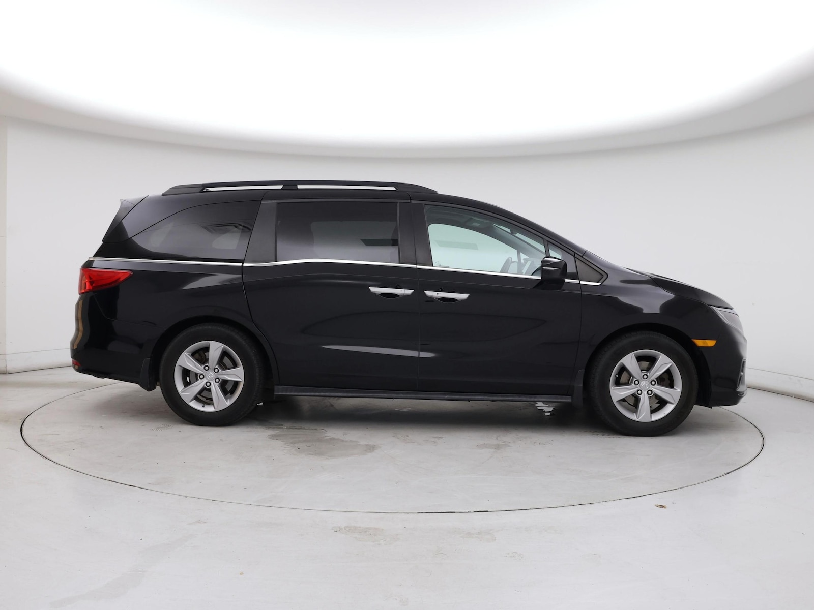 2018 Honda Odyssey EX-L - Photo 8