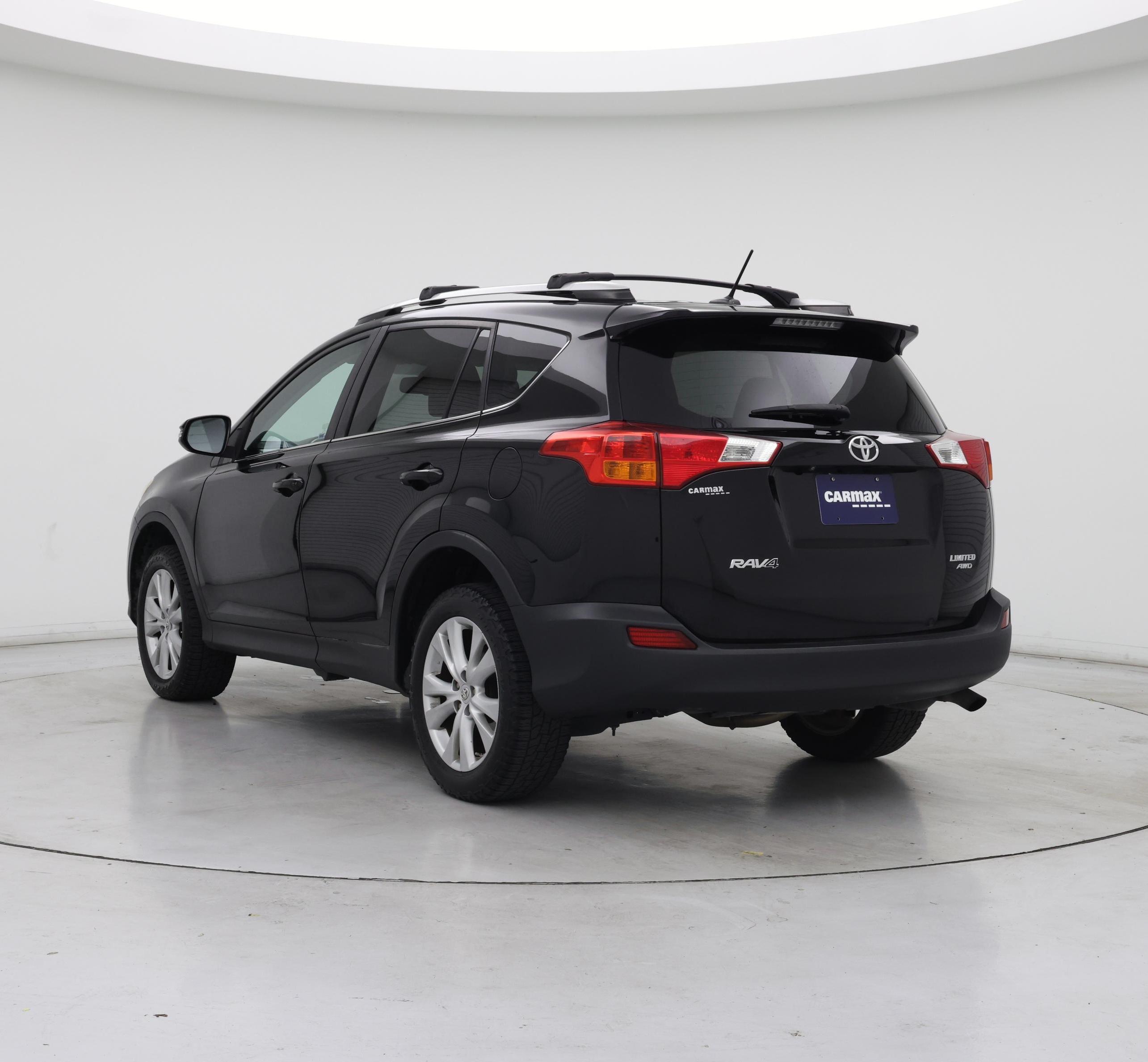 Thumbnail: 2015 Toyota RAV4 - 2
