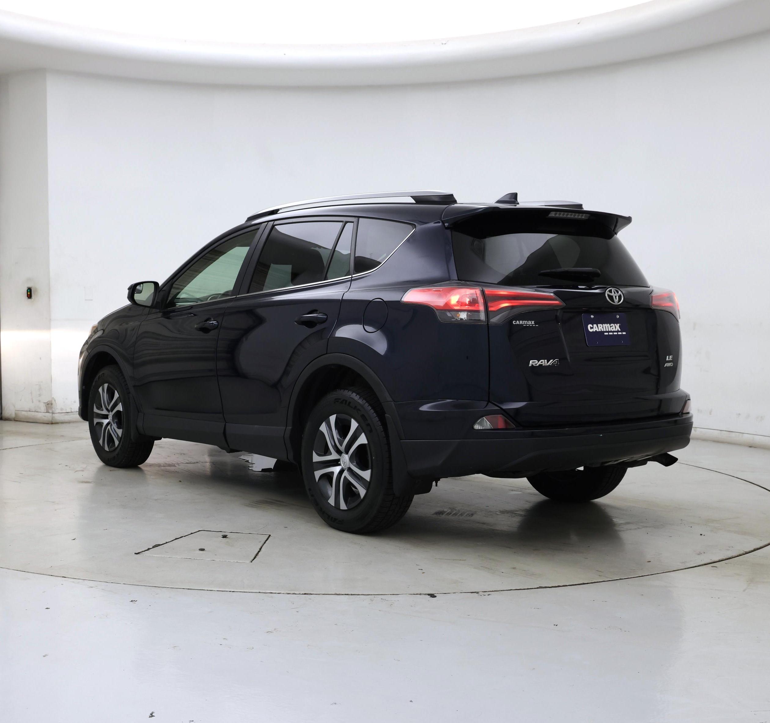 Thumbnail: 2018 Toyota RAV4 - 2