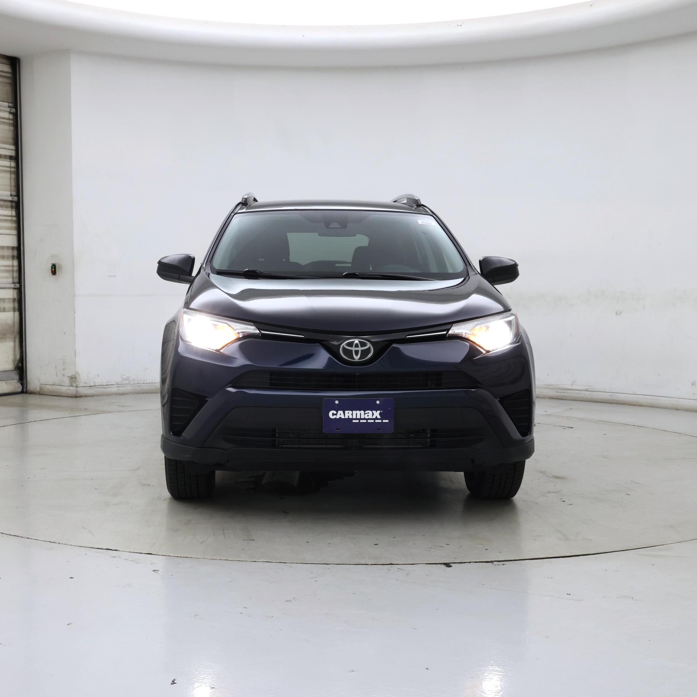 Thumbnail: 2018 Toyota RAV4 - 5
