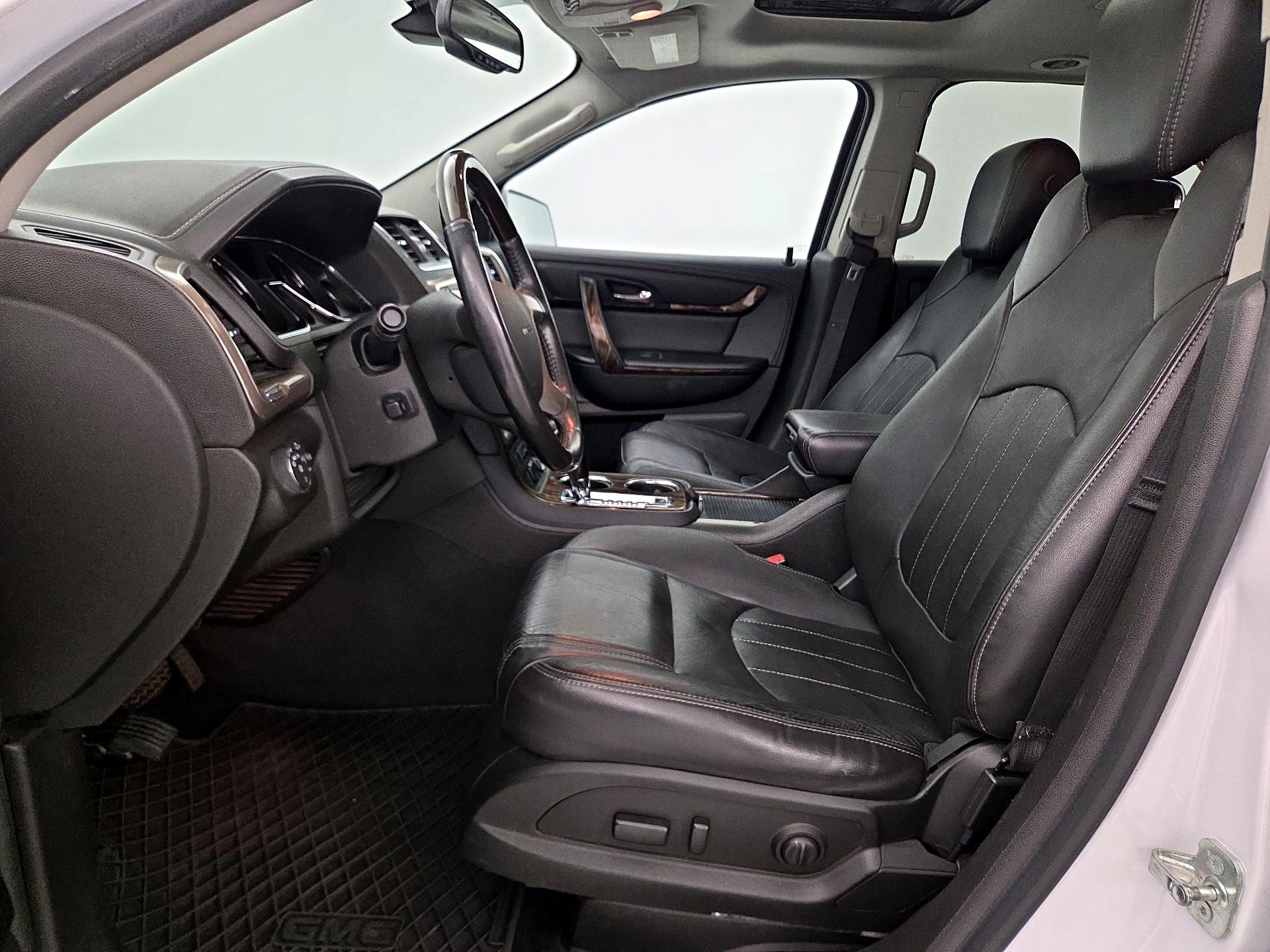 Thumbnail: 2016 GMC Acadia - 11