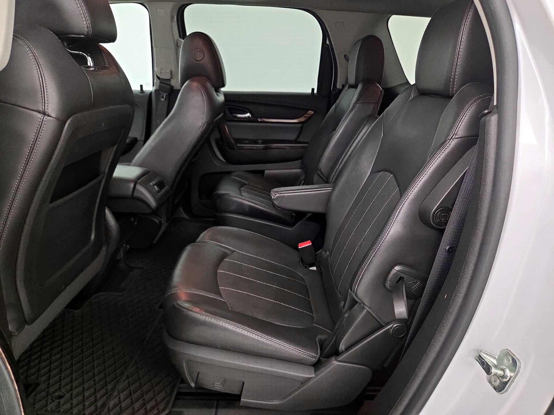 Thumbnail: 2016 GMC Acadia - 19