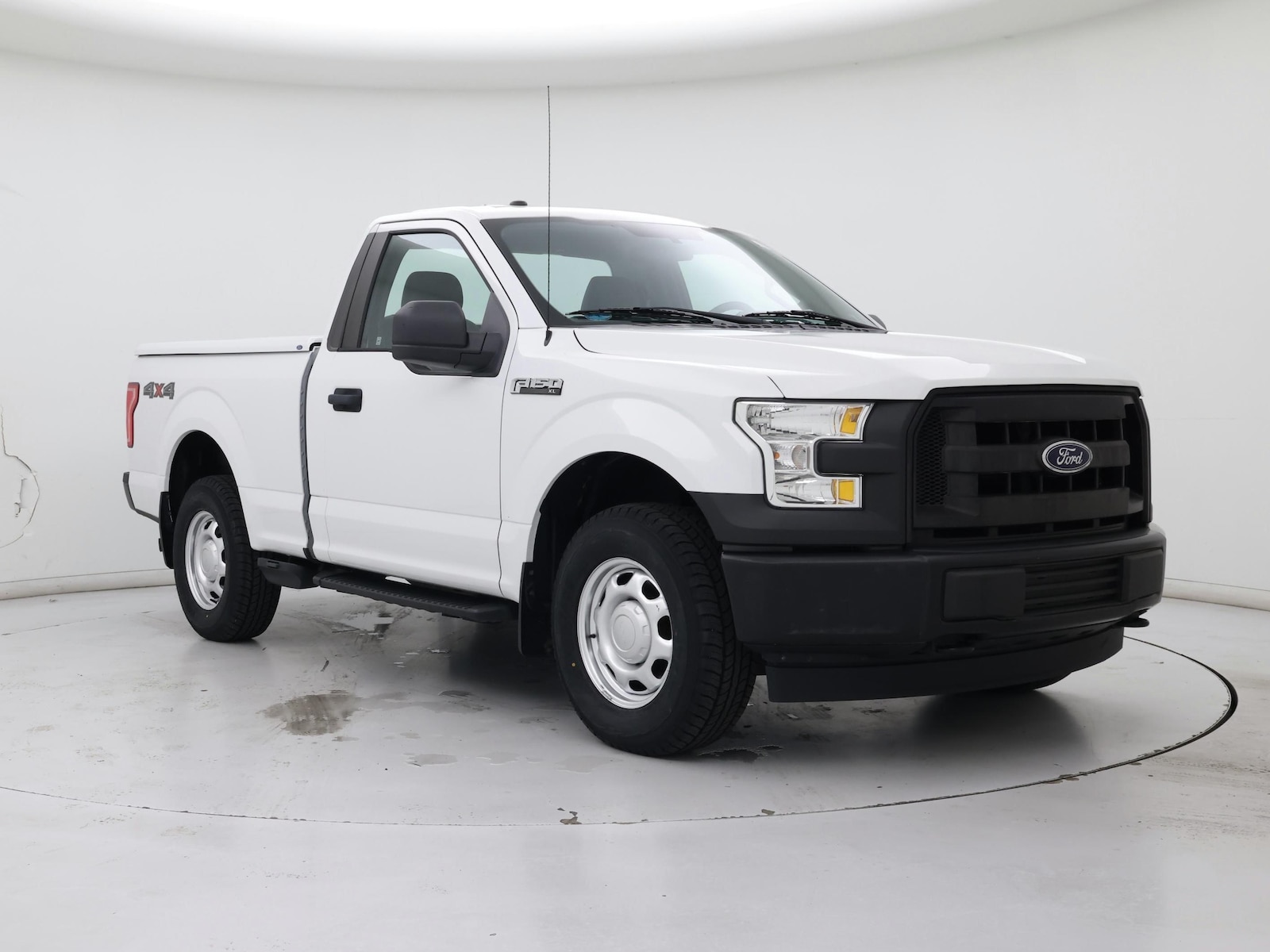 2017 Ford F-150 XL - Photo 2