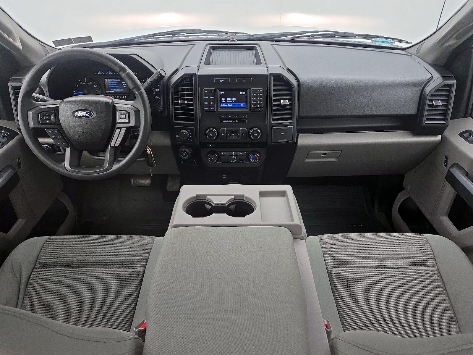 2017 Ford F-150 XL - Photo 10
