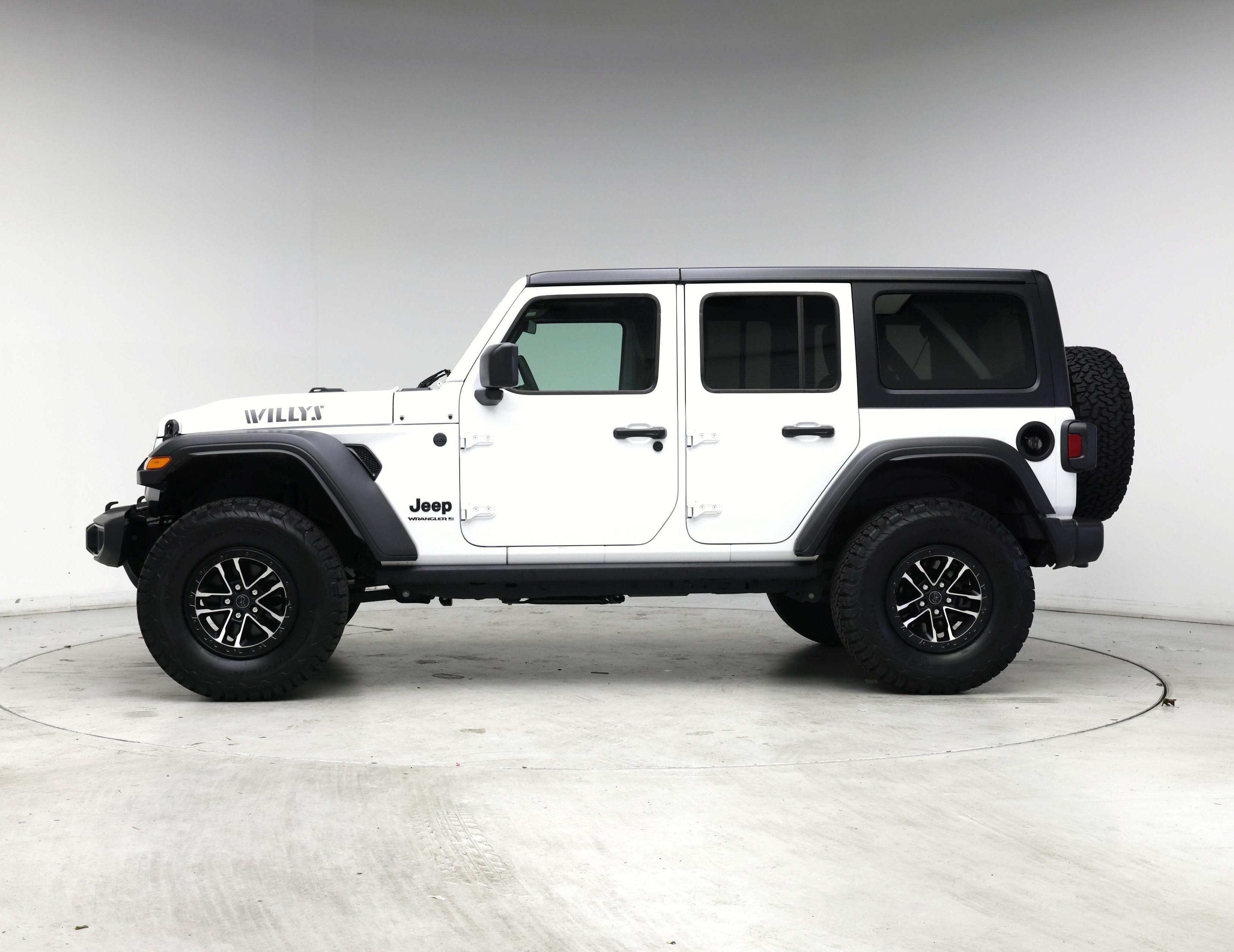 Thumbnail: 2025 Jeep Wrangler - 3