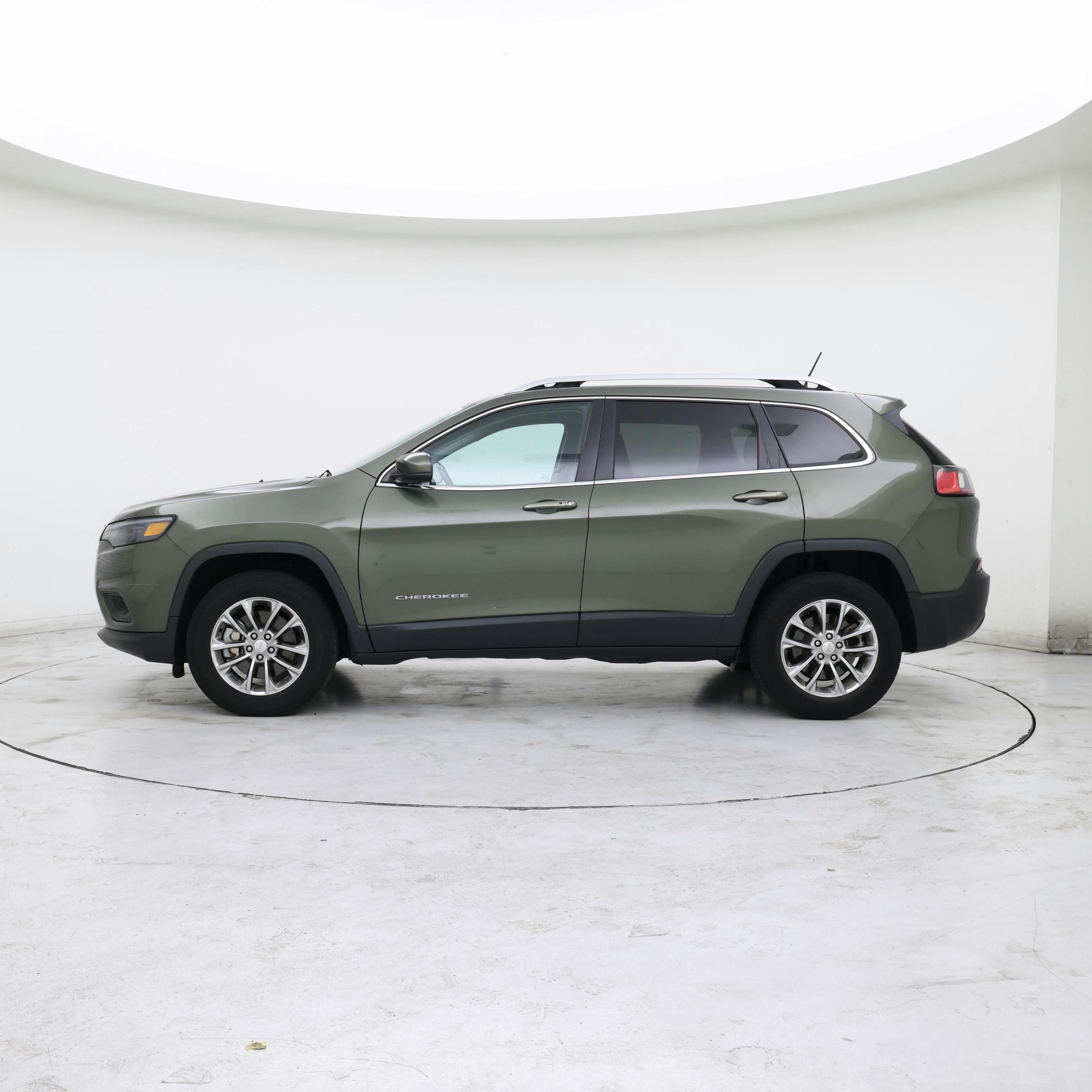 Thumbnail: 2020 Jeep Cherokee - 3