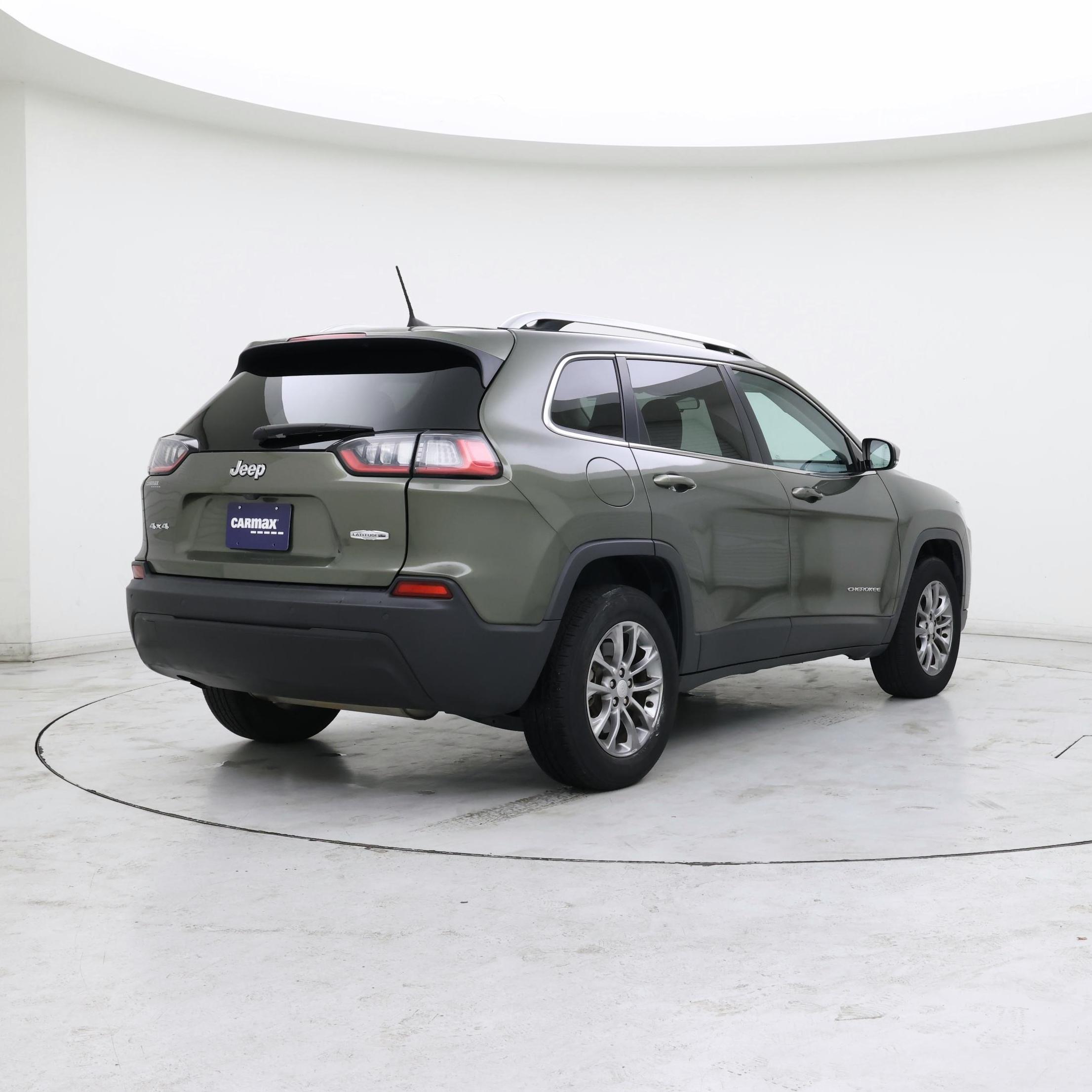 Thumbnail: 2020 Jeep Cherokee - 8