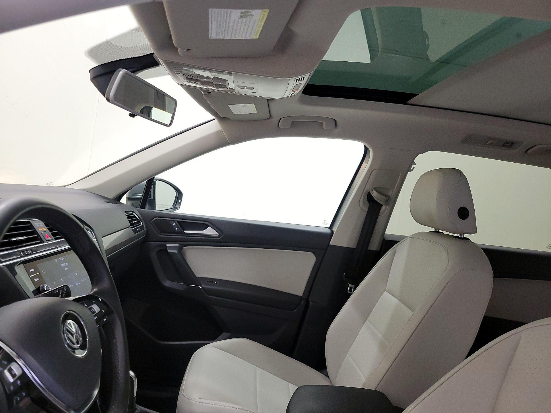 Thumbnail: 2020 Volkswagen Tiguan - 19