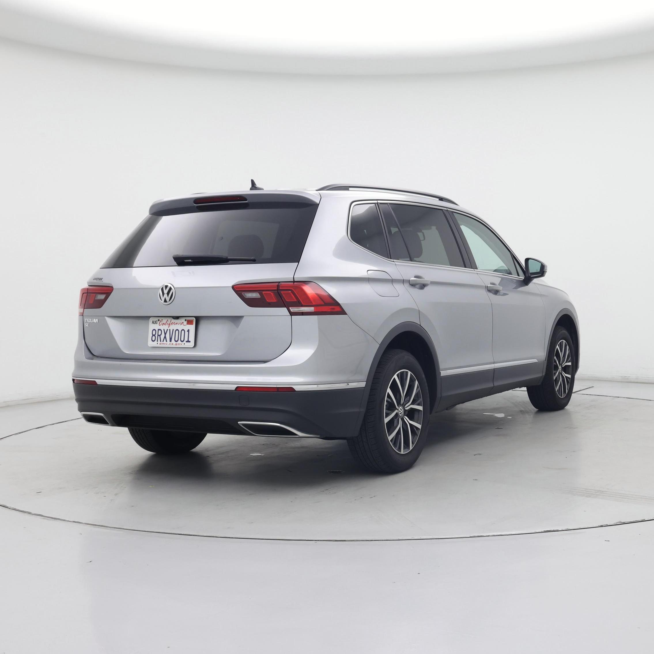 Thumbnail: 2020 Volkswagen Tiguan - 8