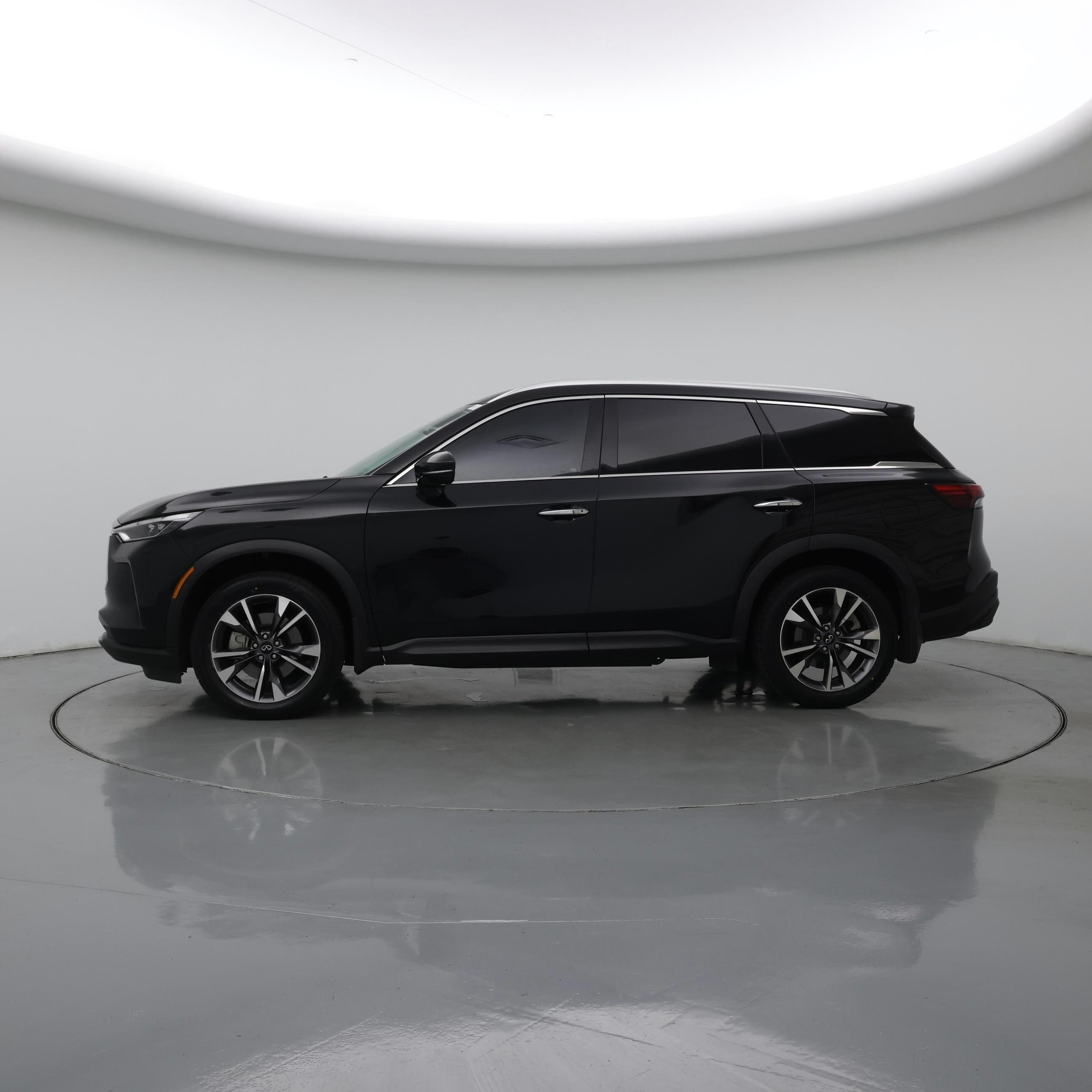 Thumbnail: 2023 INFINITI QX60 - 3